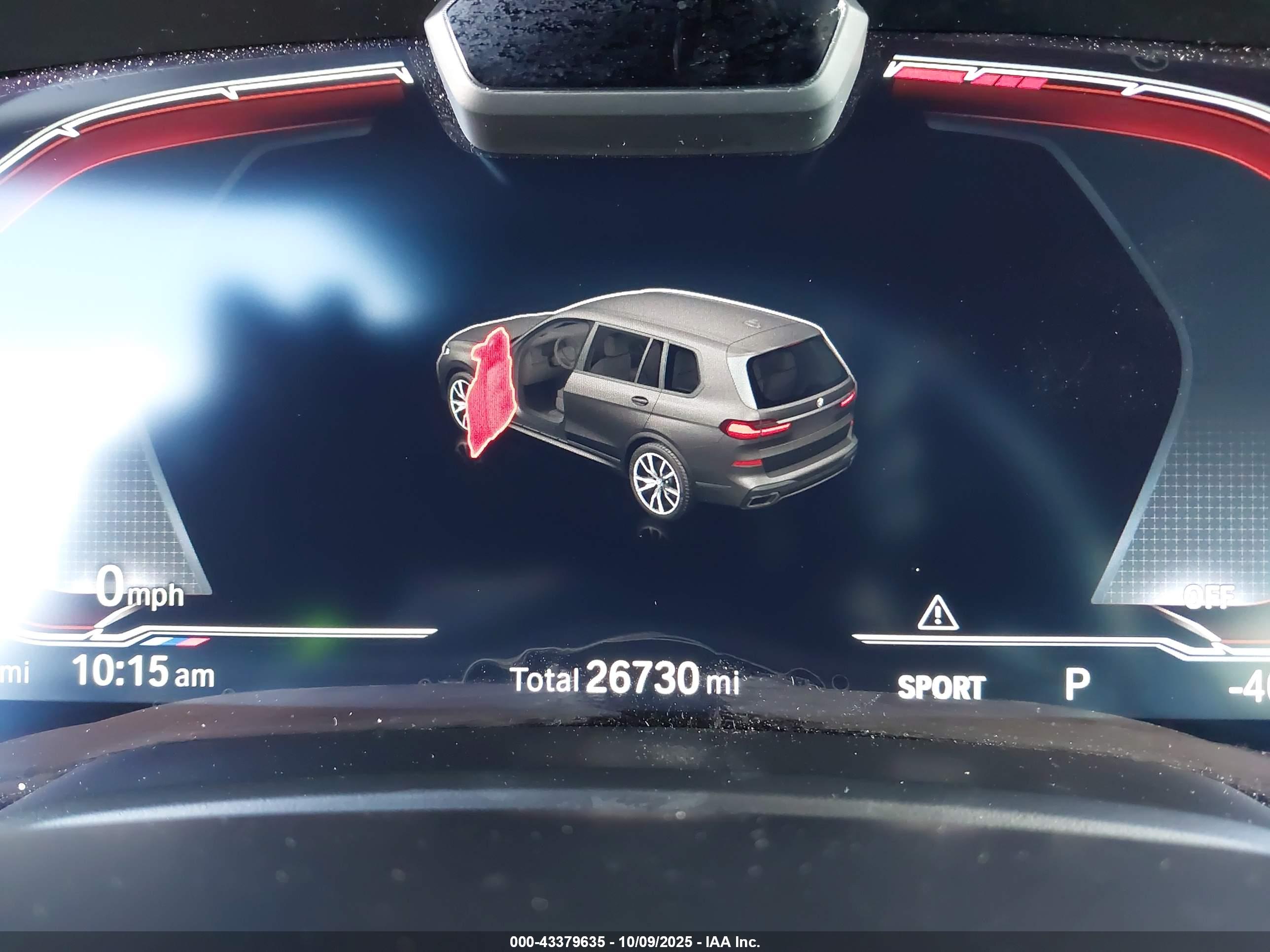 BMW X7 image 7