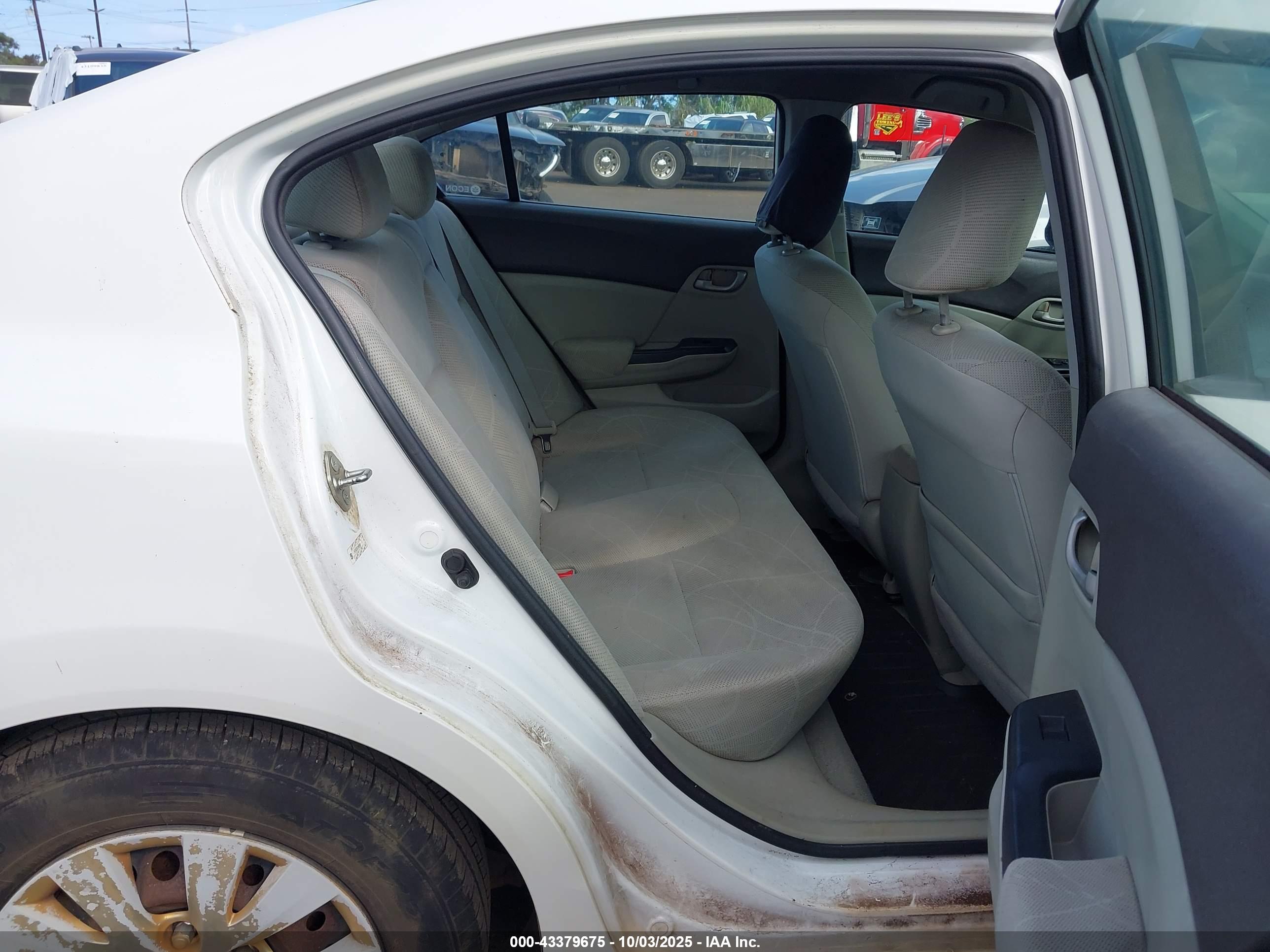 HONDA CIVIC image 8
