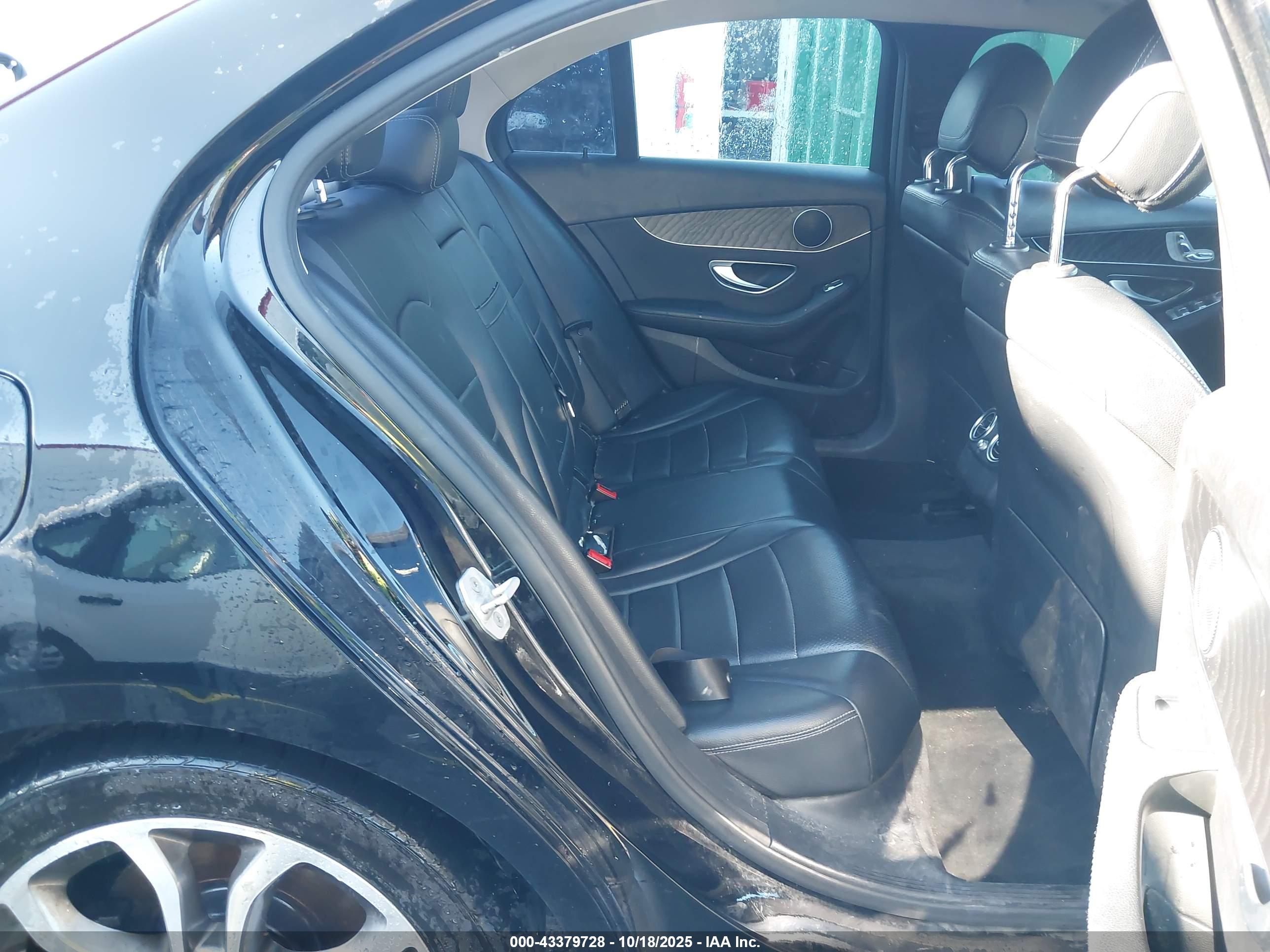 MERCEDES-BENZ C image 8