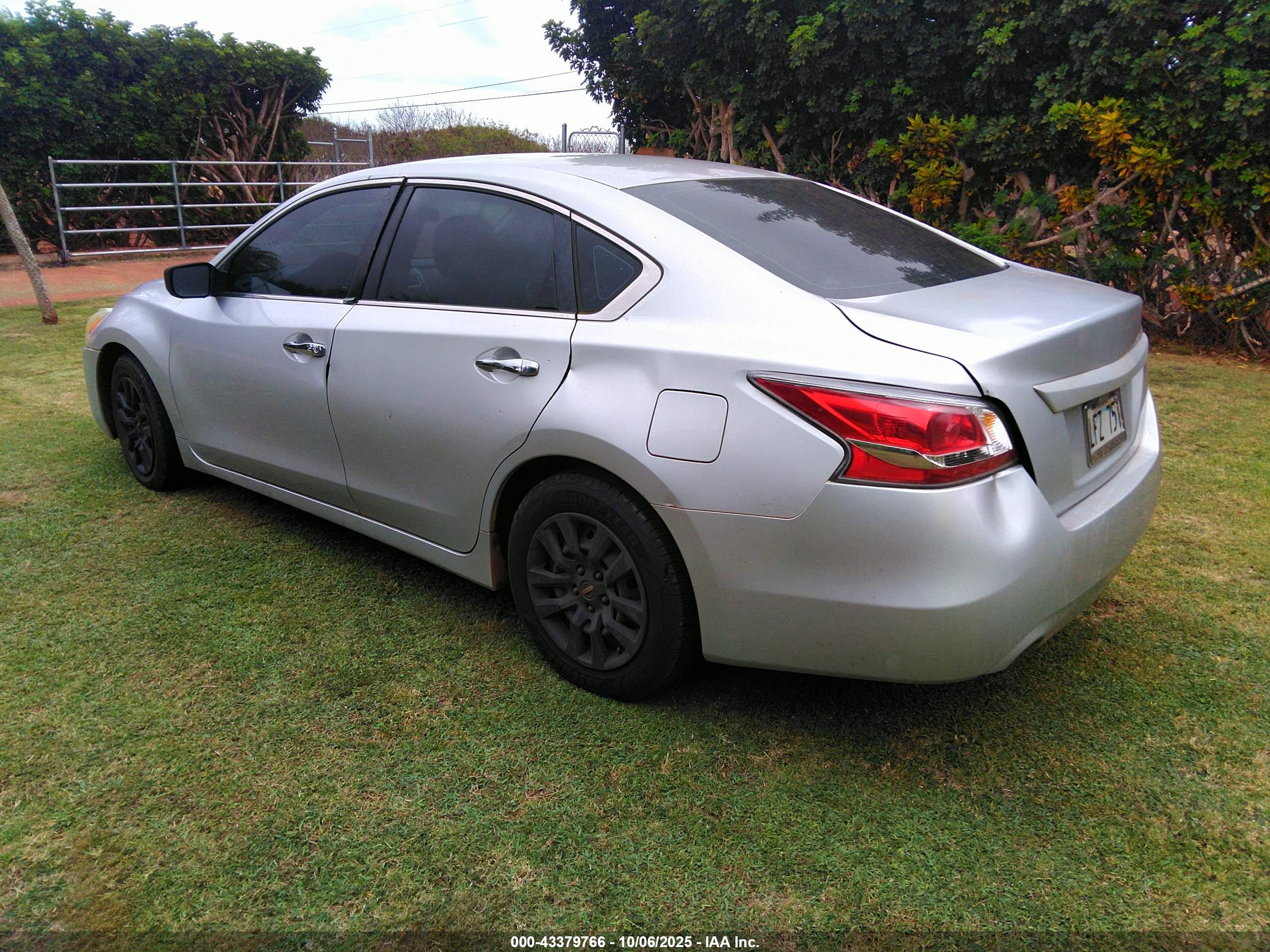 NISSAN ALTIMA image 3
