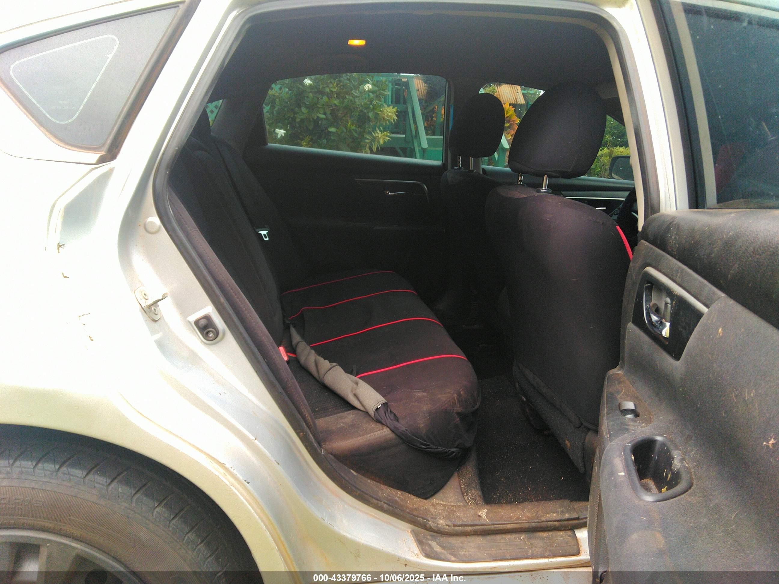 NISSAN ALTIMA image 8