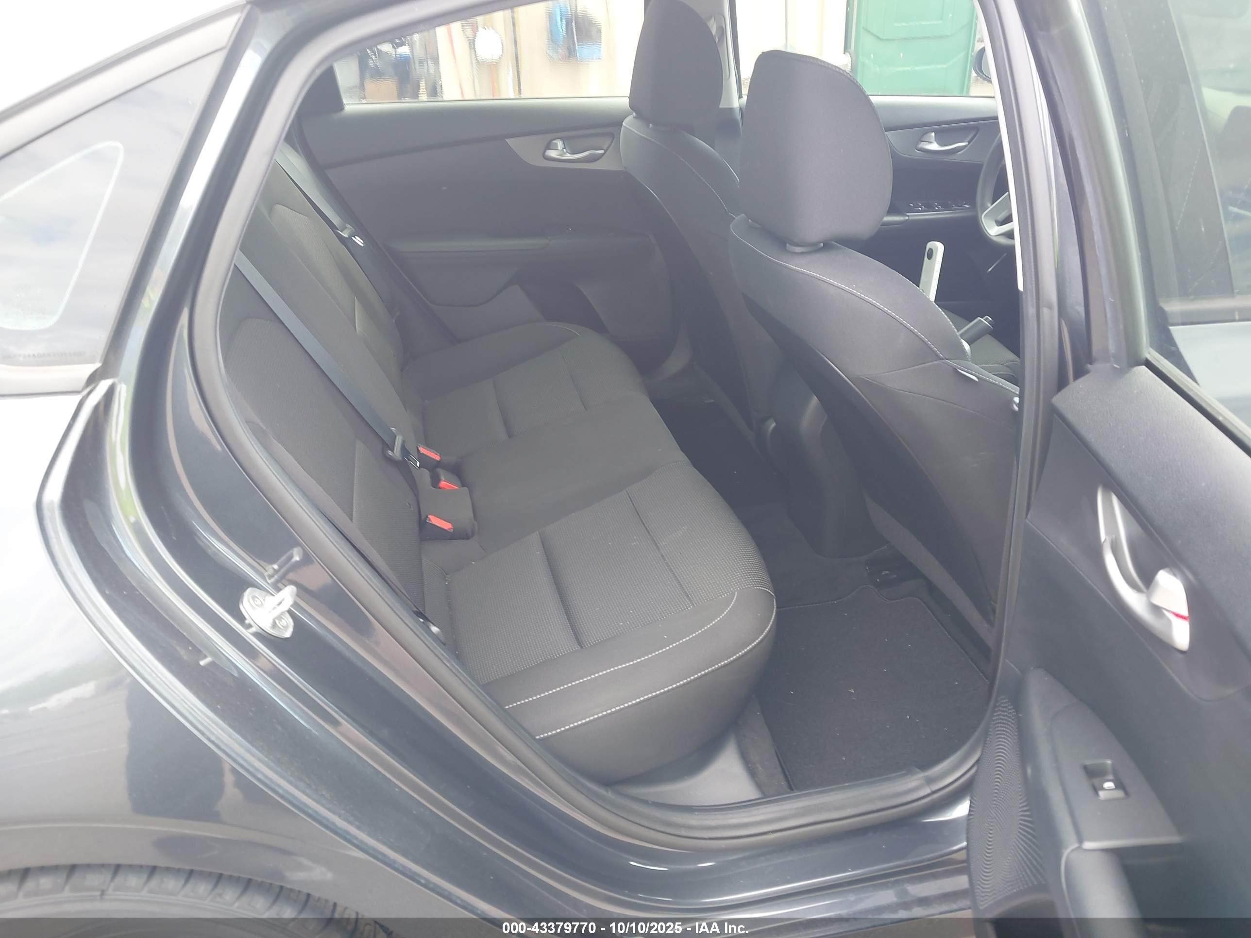 KIA FORTE image 8
