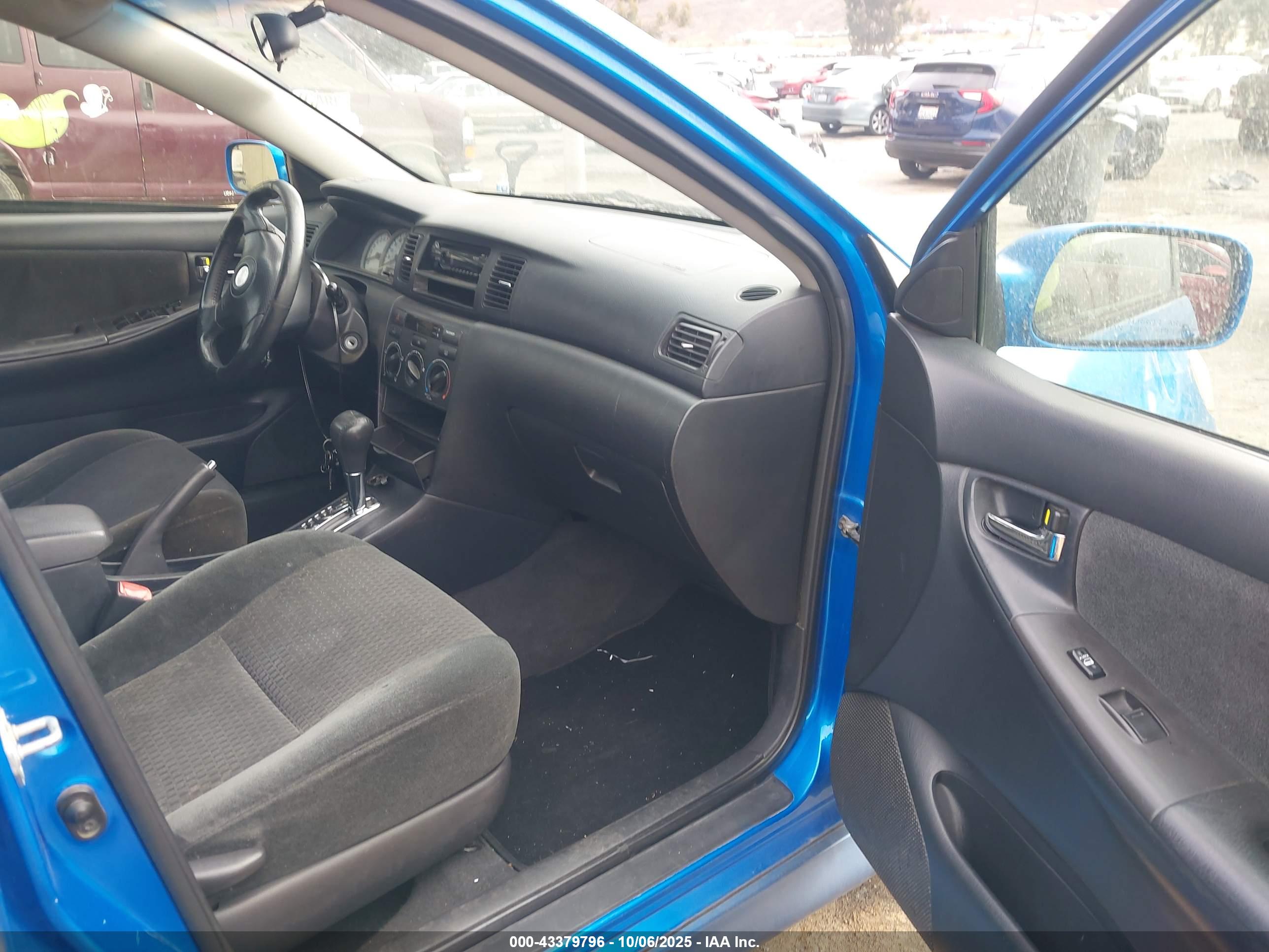 TOYOTA COROLLA image 5