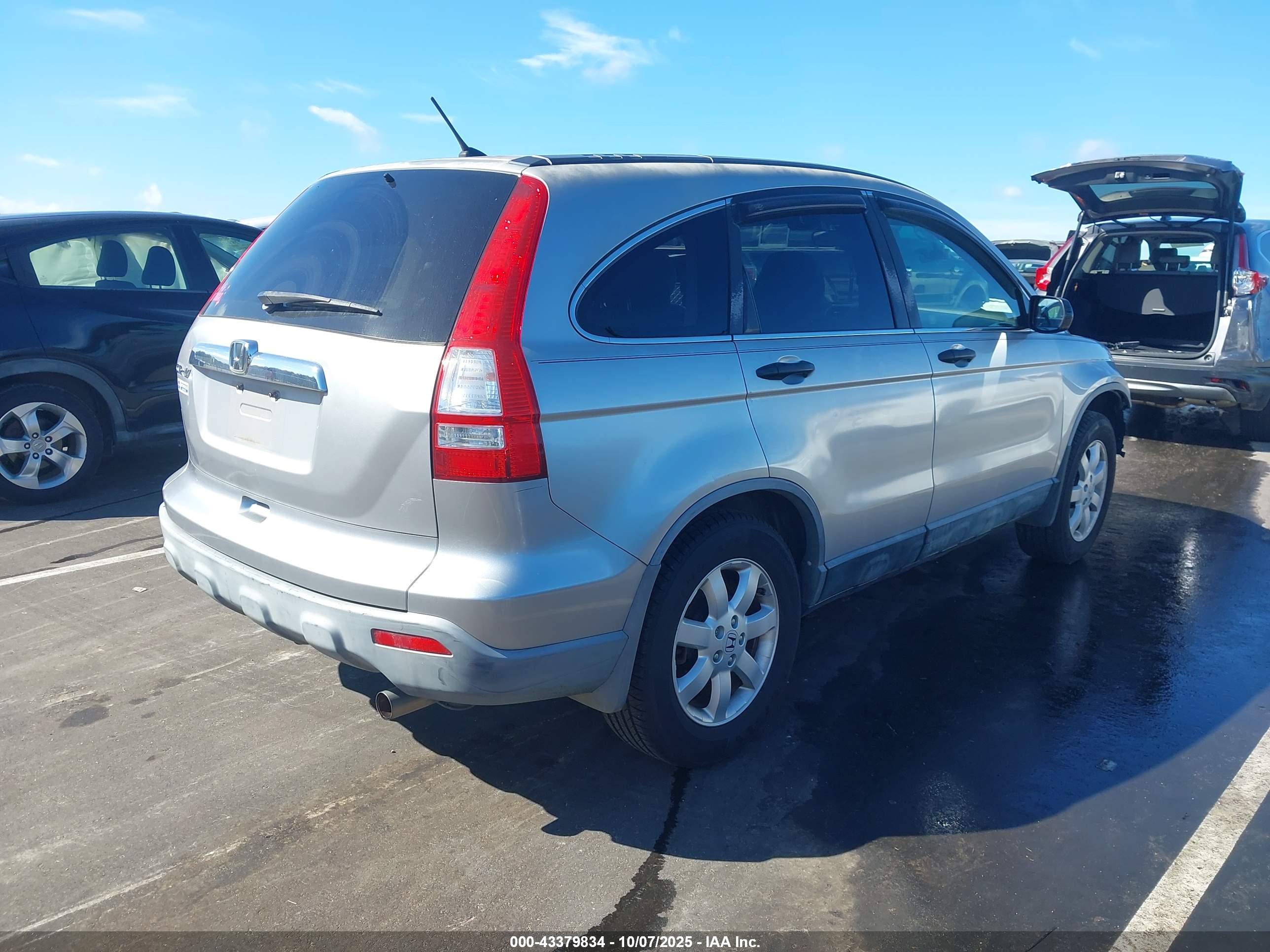 HONDA CR-V image 4