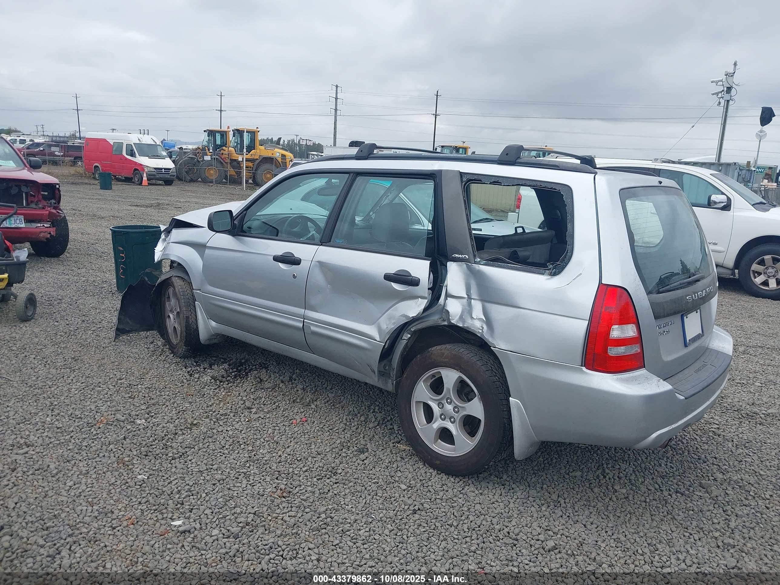 SUBARU FORESTER image 3