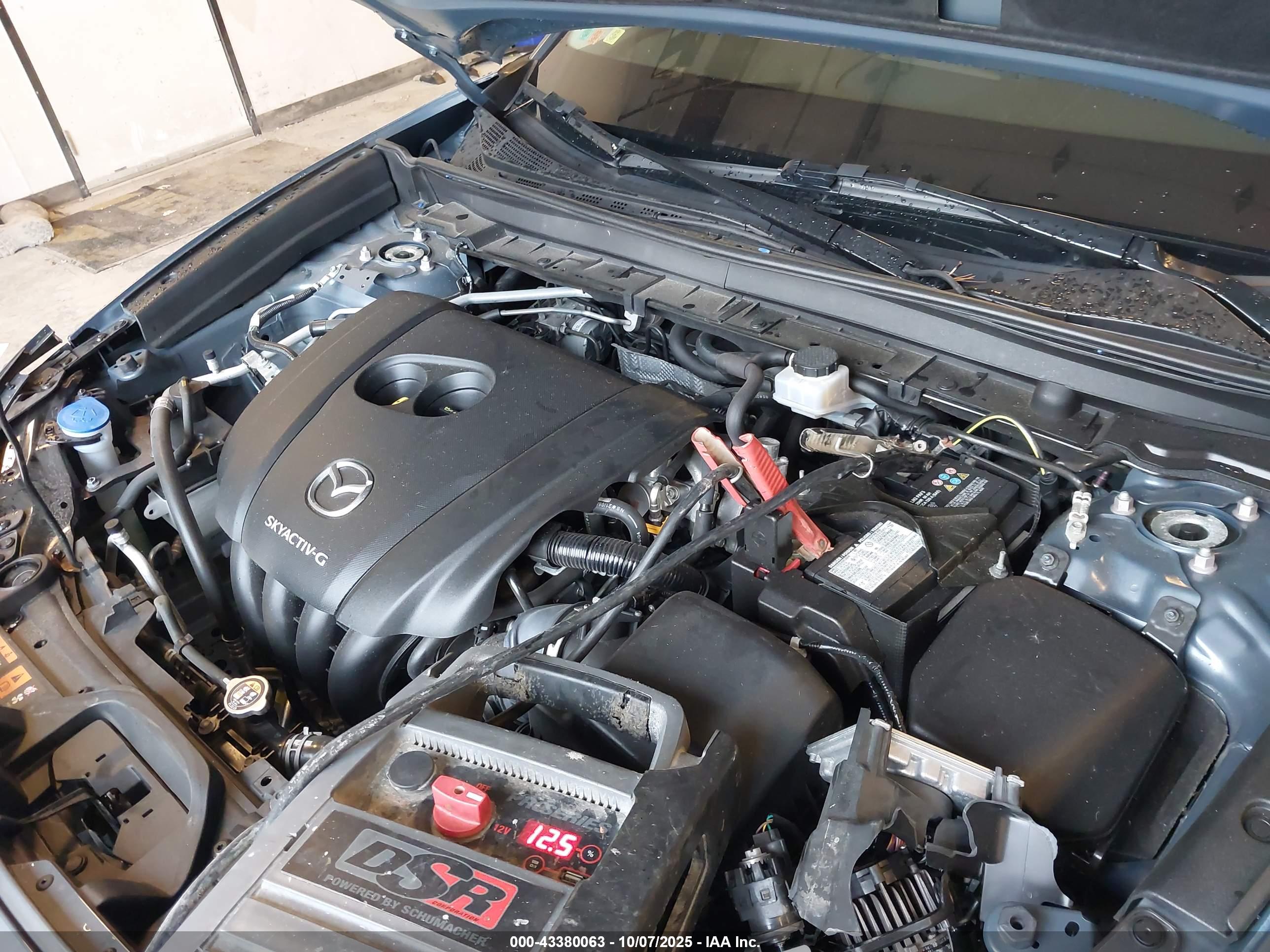 MAZDA CX-30 image 10