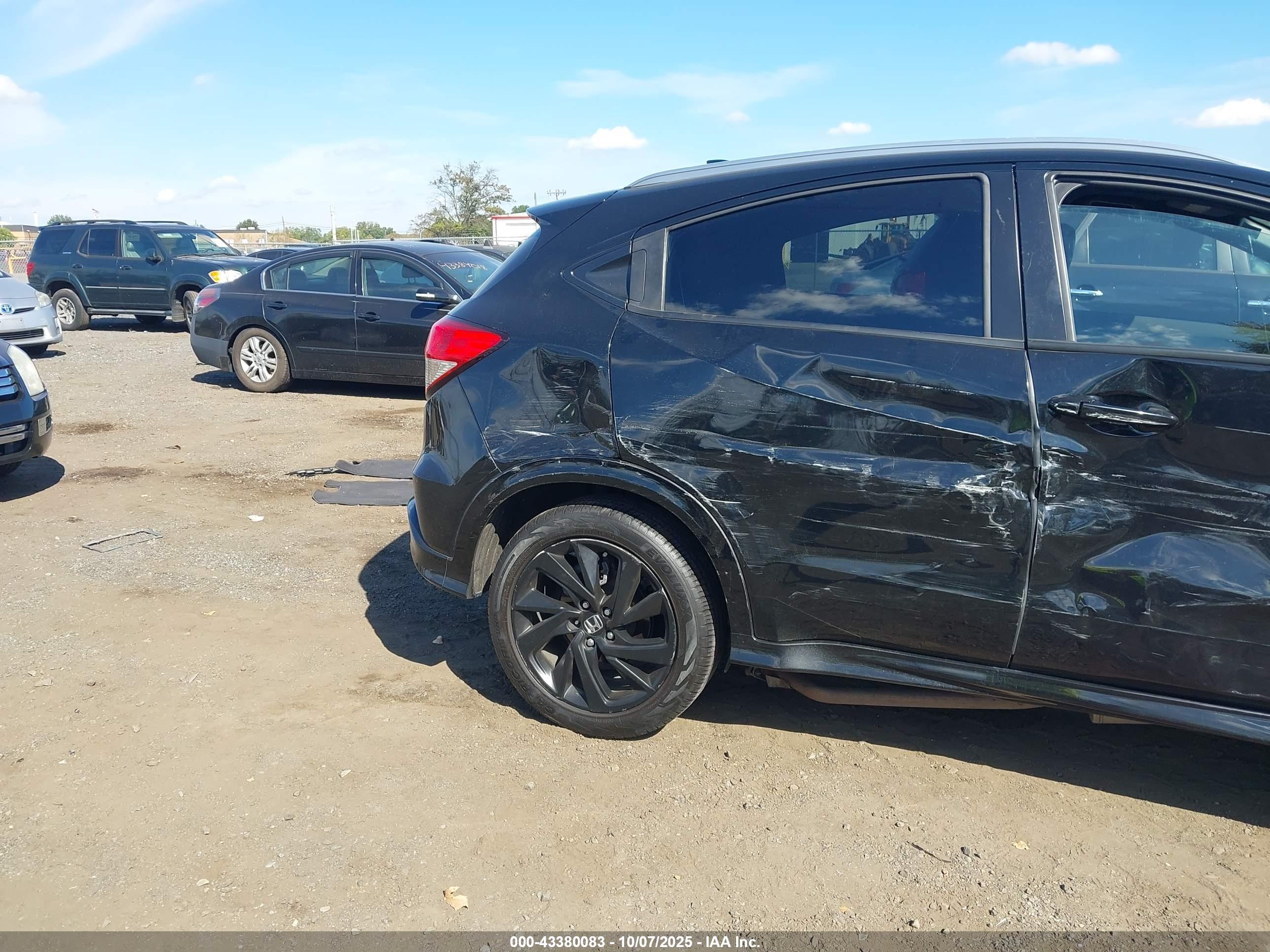 HONDA HR-V image 6