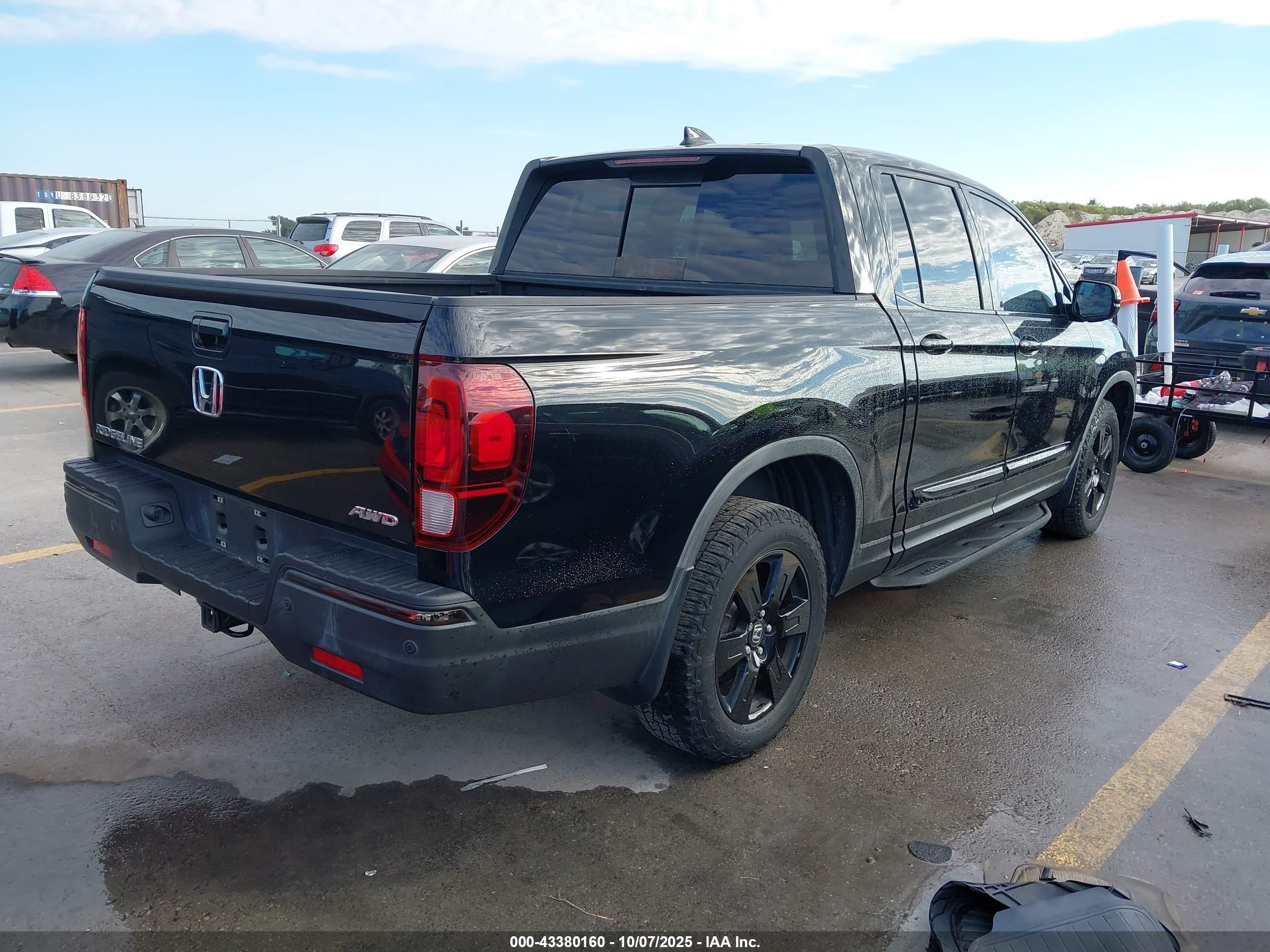 HONDA RIDGELINE image 4