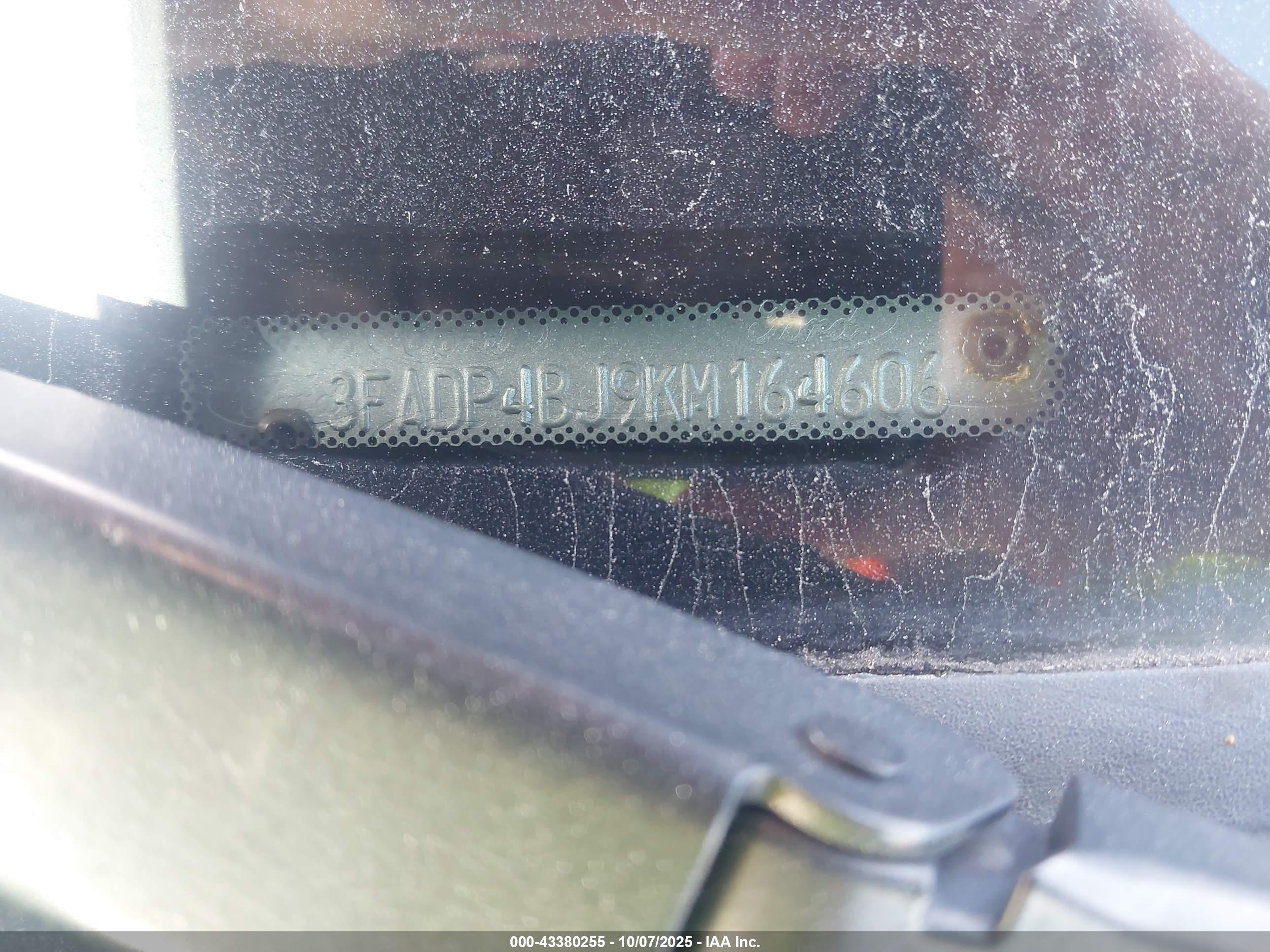 FORD FIESTA image 9