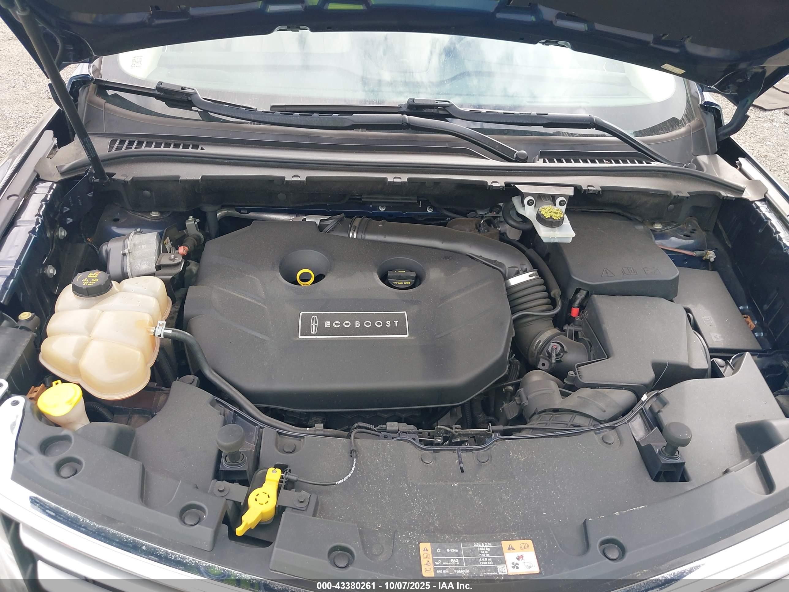 LINCOLN MKC image 10