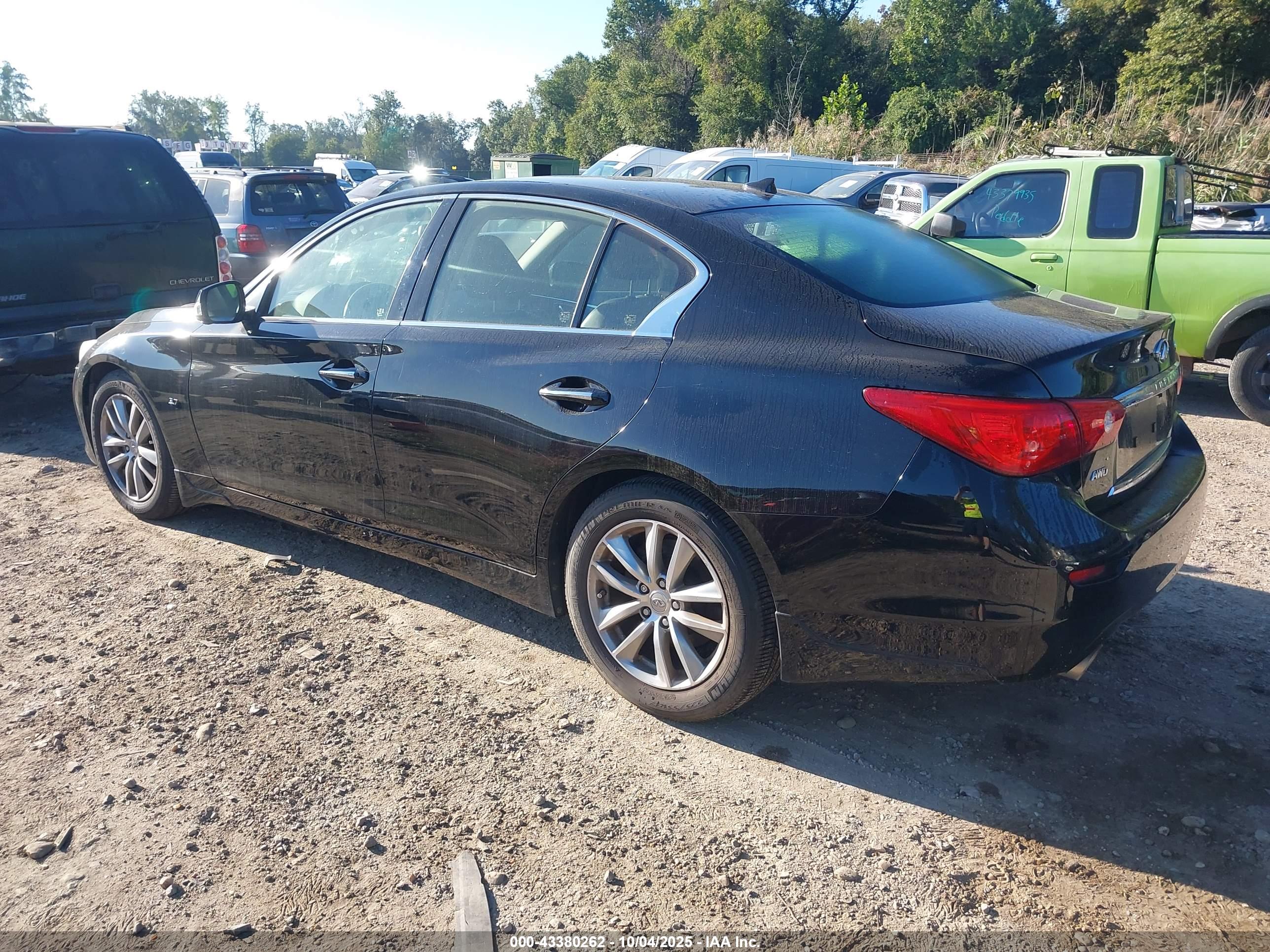 INFINITI Q50 image 3