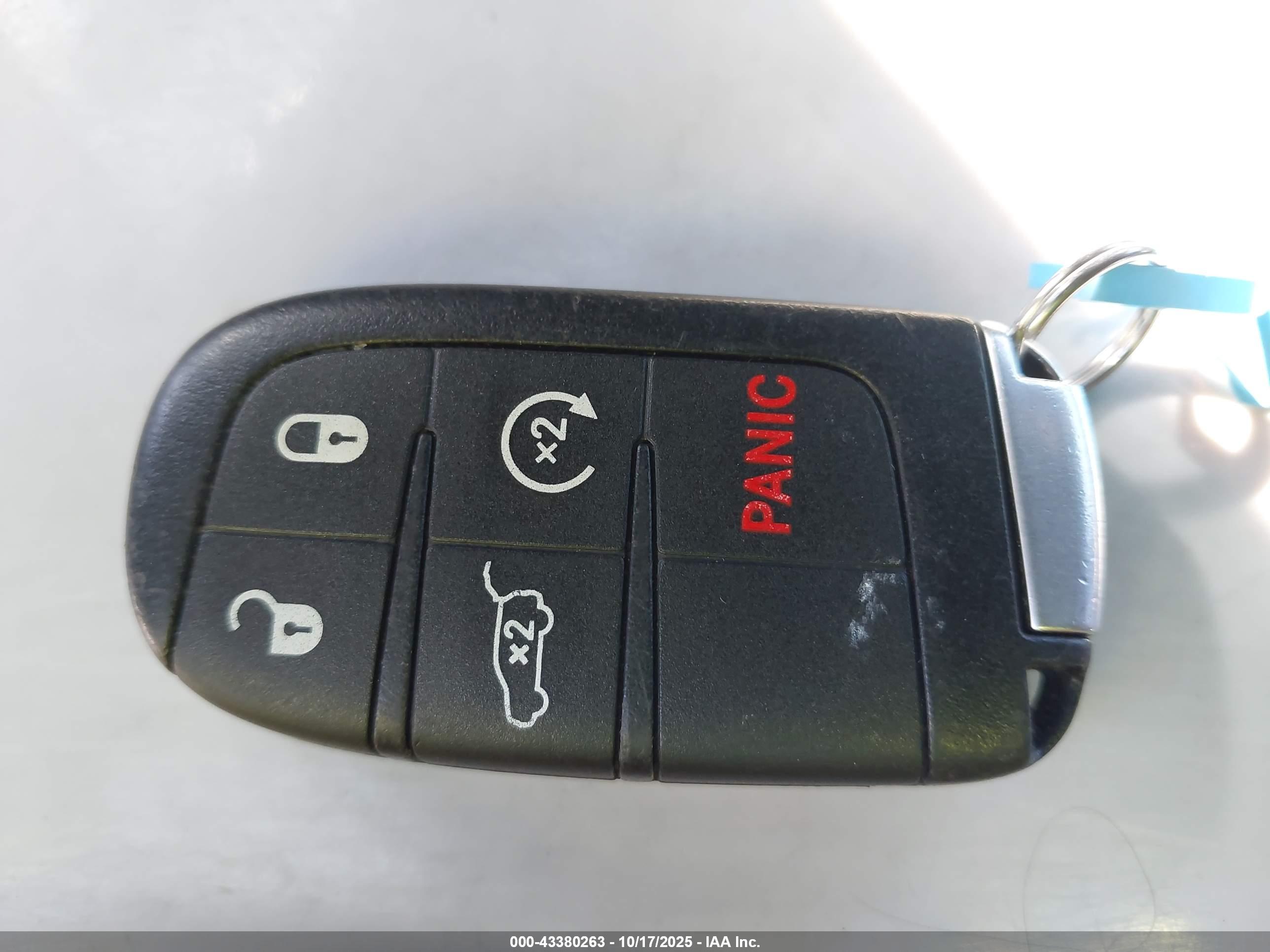 JEEP GRAND image 11