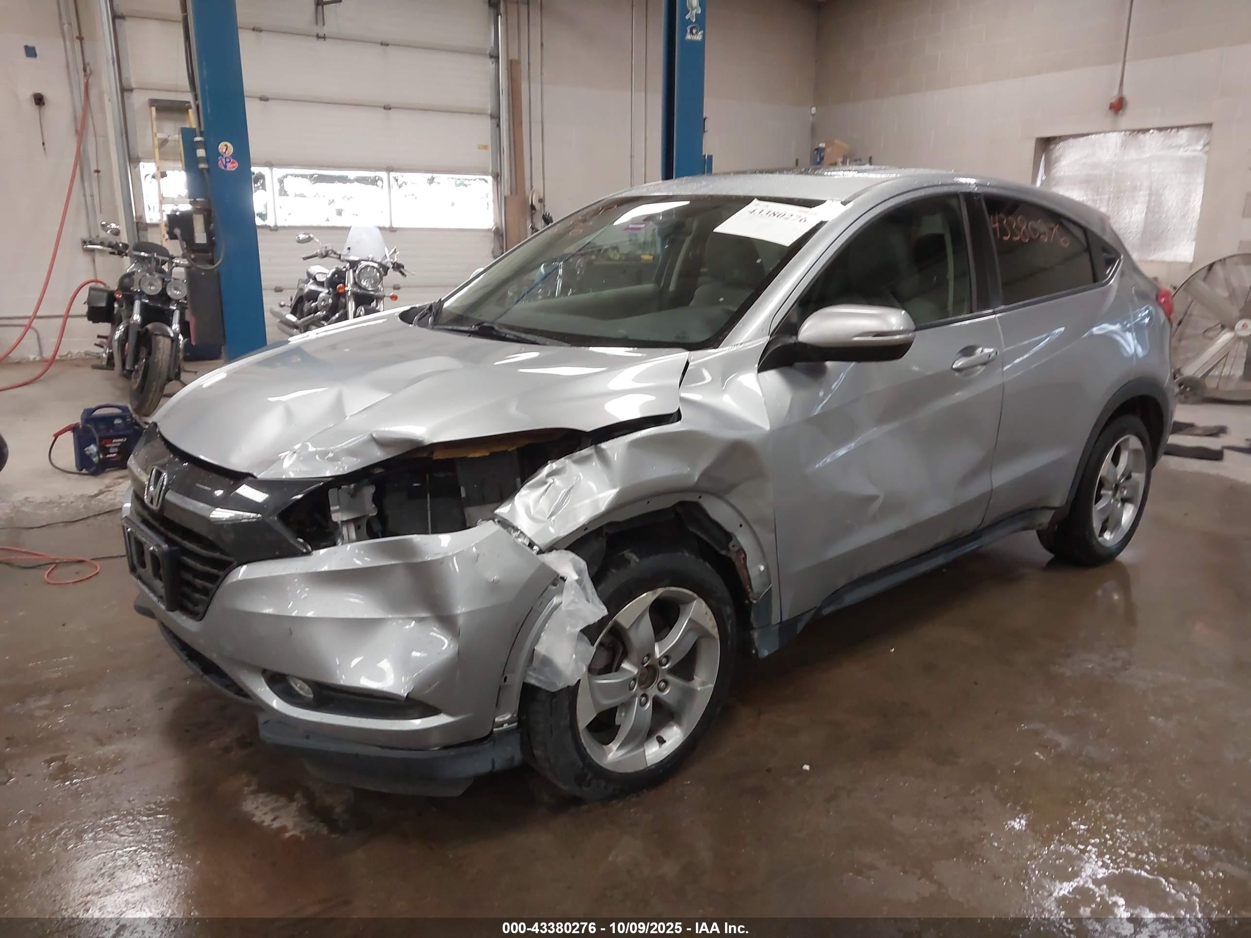 HONDA HR-V image 2