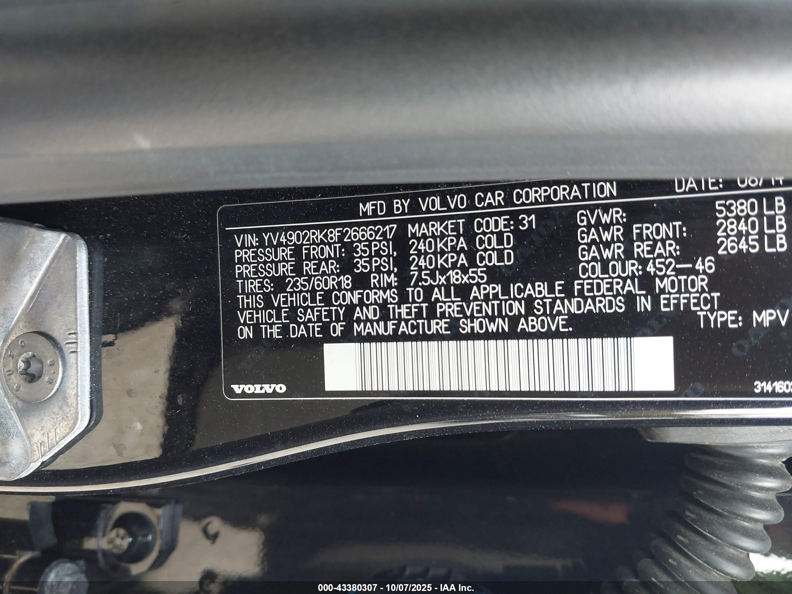 VOLVO XC60 image 9