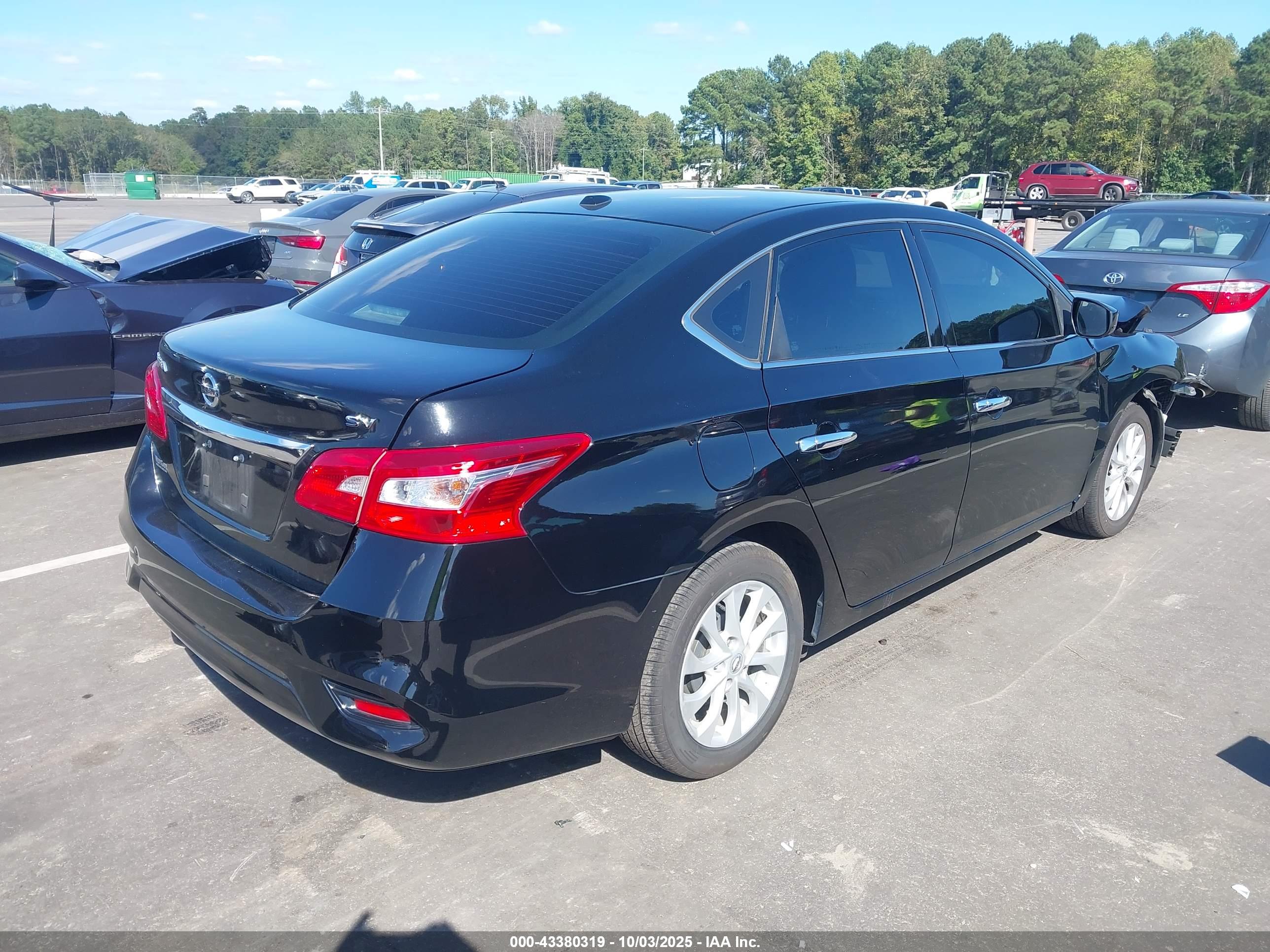 NISSAN SENTRA image 4