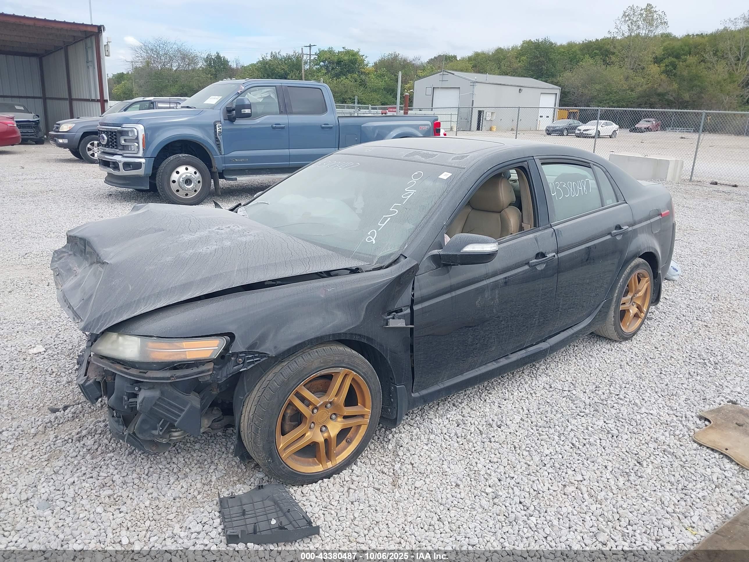 ACURA TL image 2