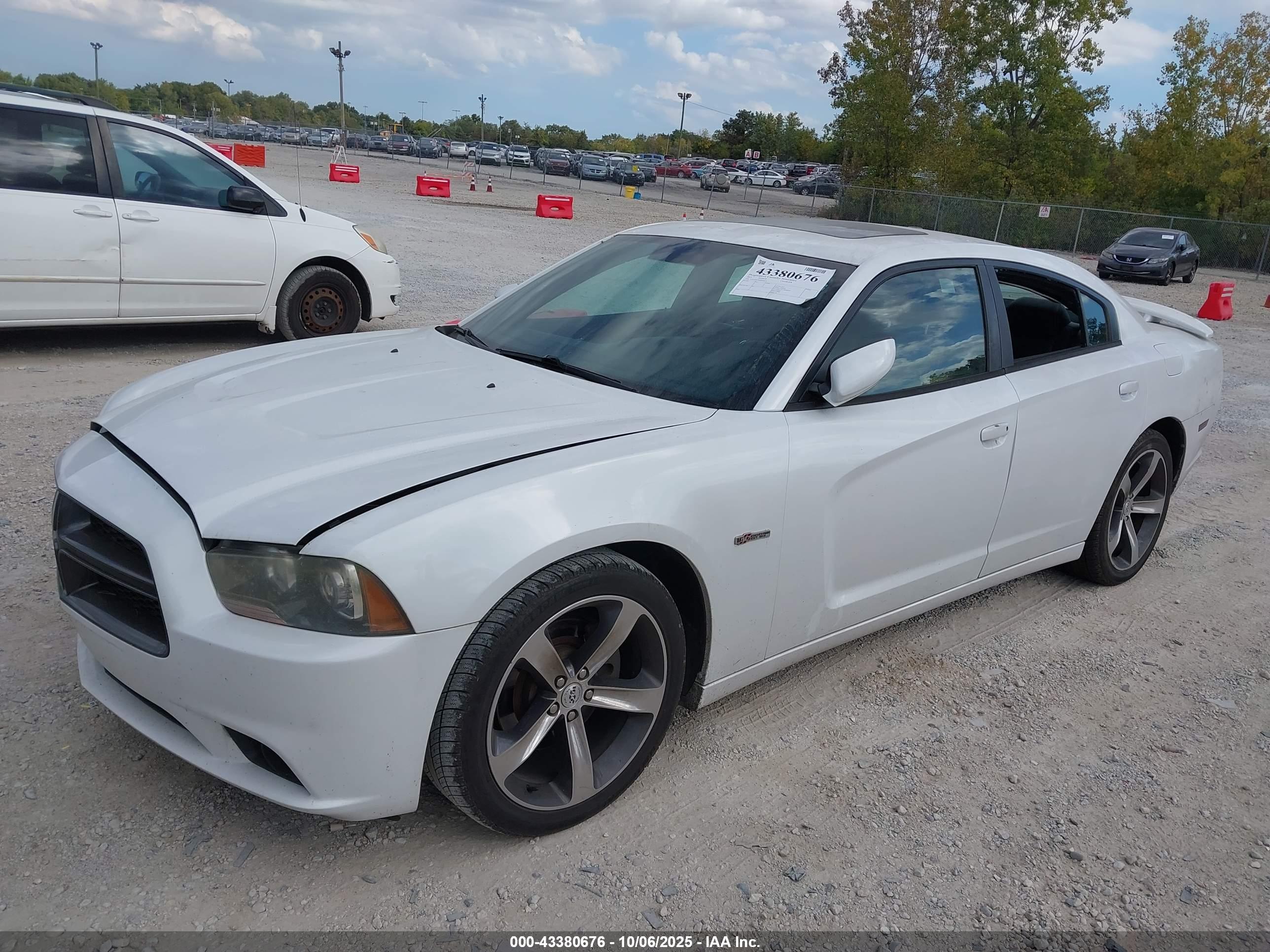 DODGE CHARGER image 2