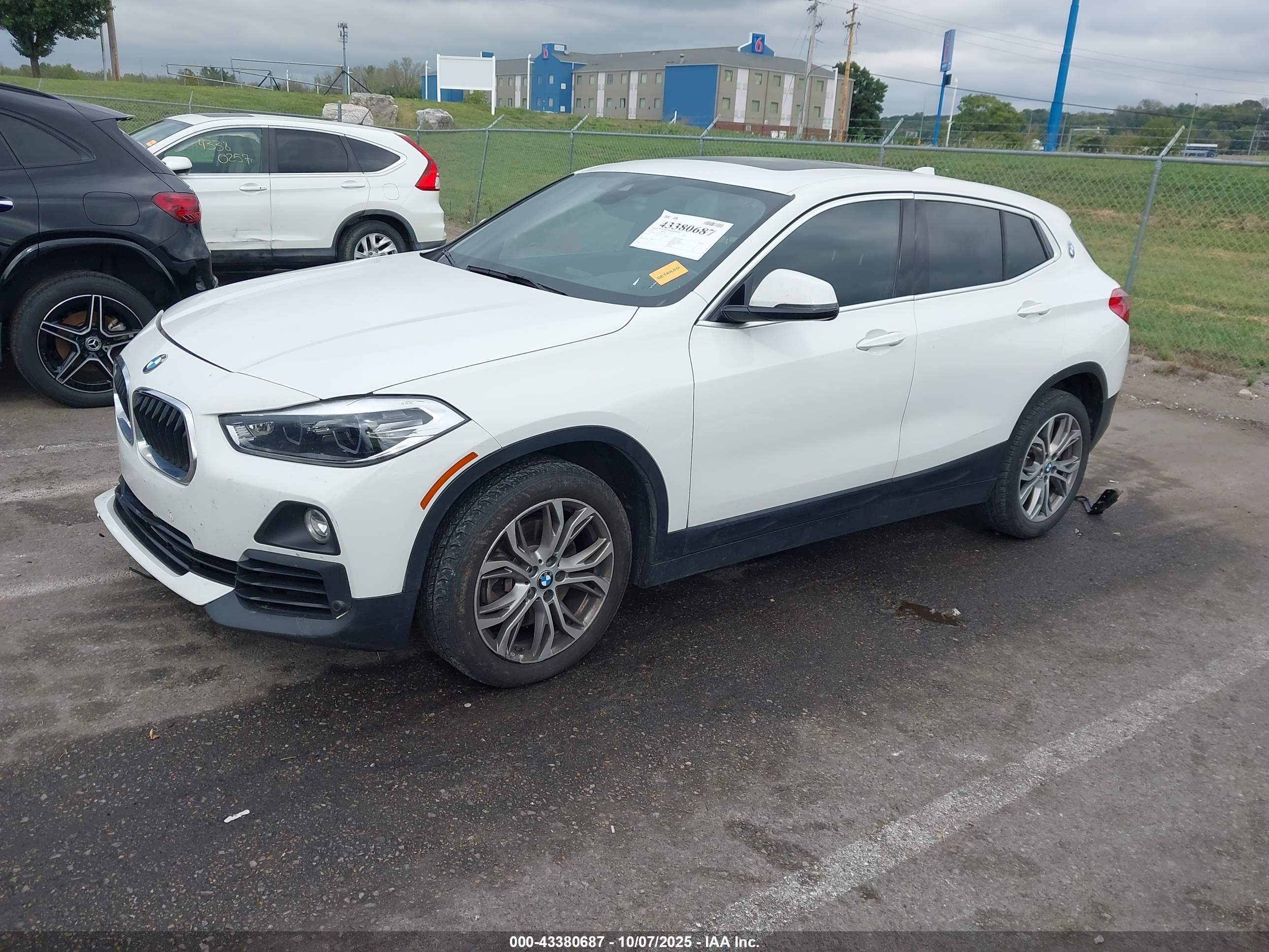 BMW X2 image 2