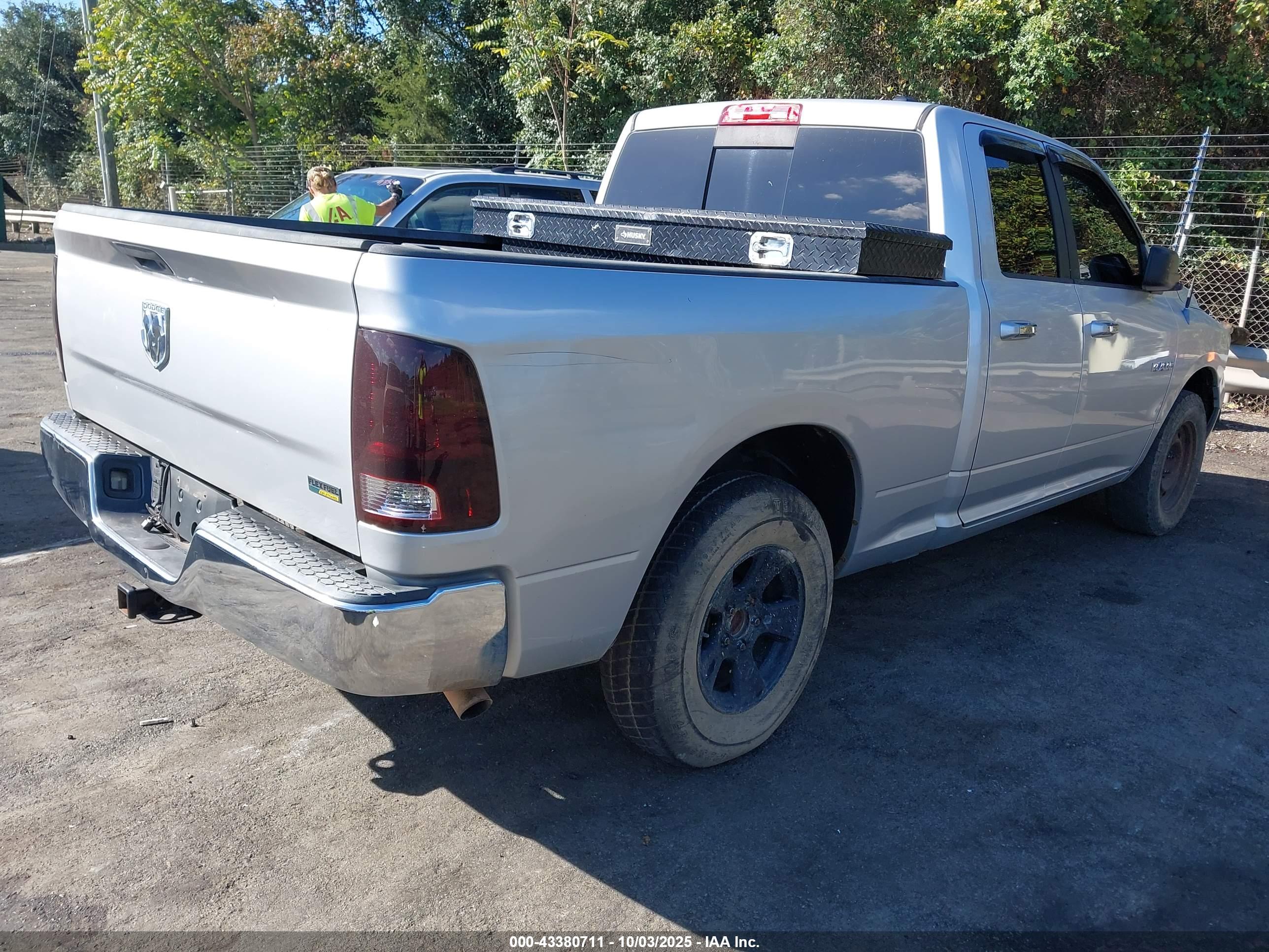 DODGE RAM image 4