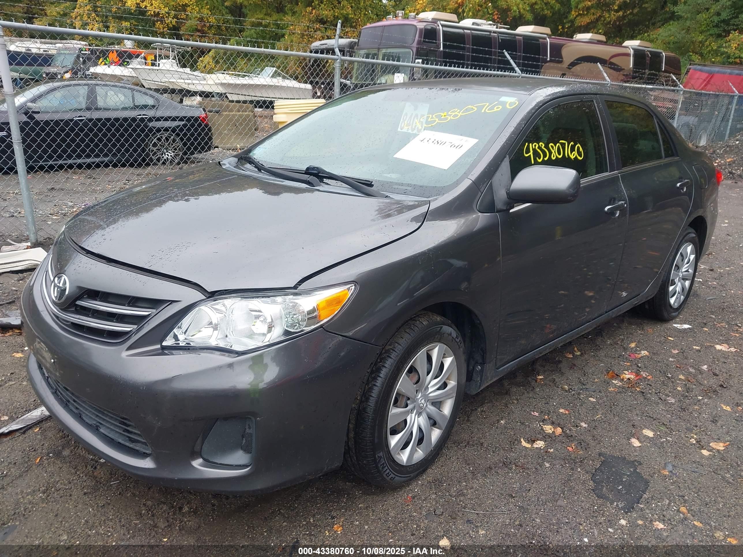 TOYOTA COROLLA image 2