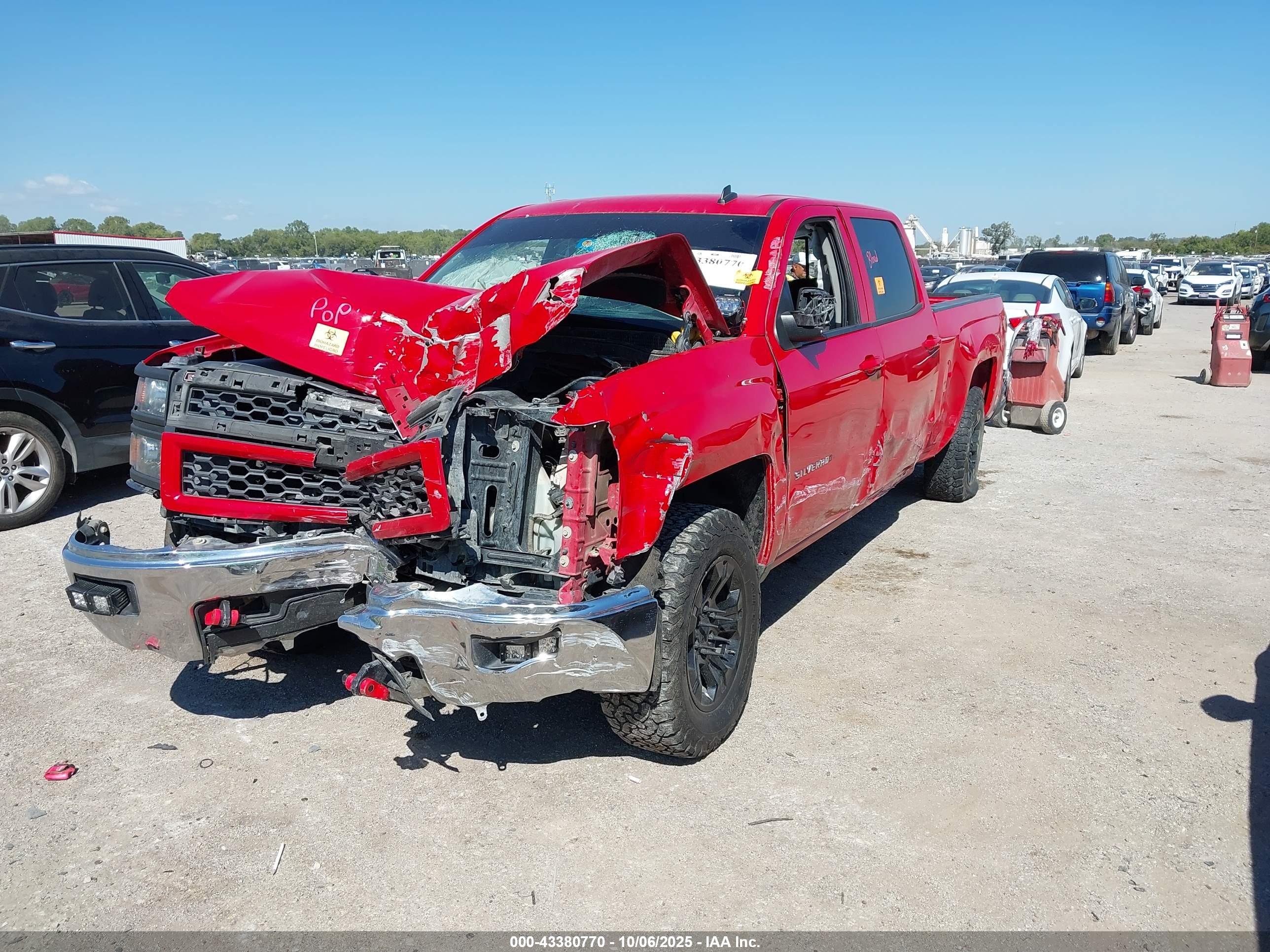 CHEVROLET SILVERADO image 2