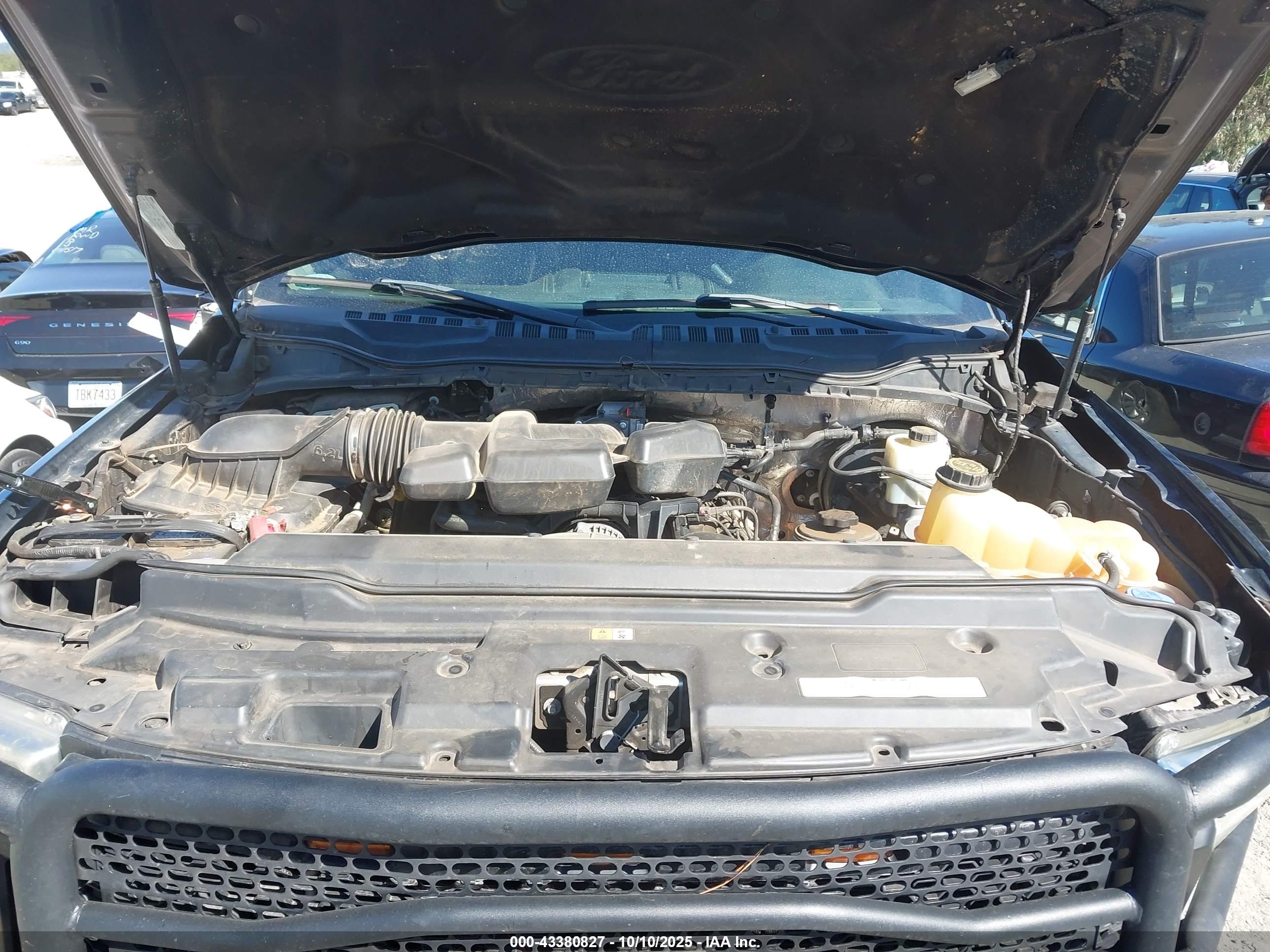 FORD F-250 image 10