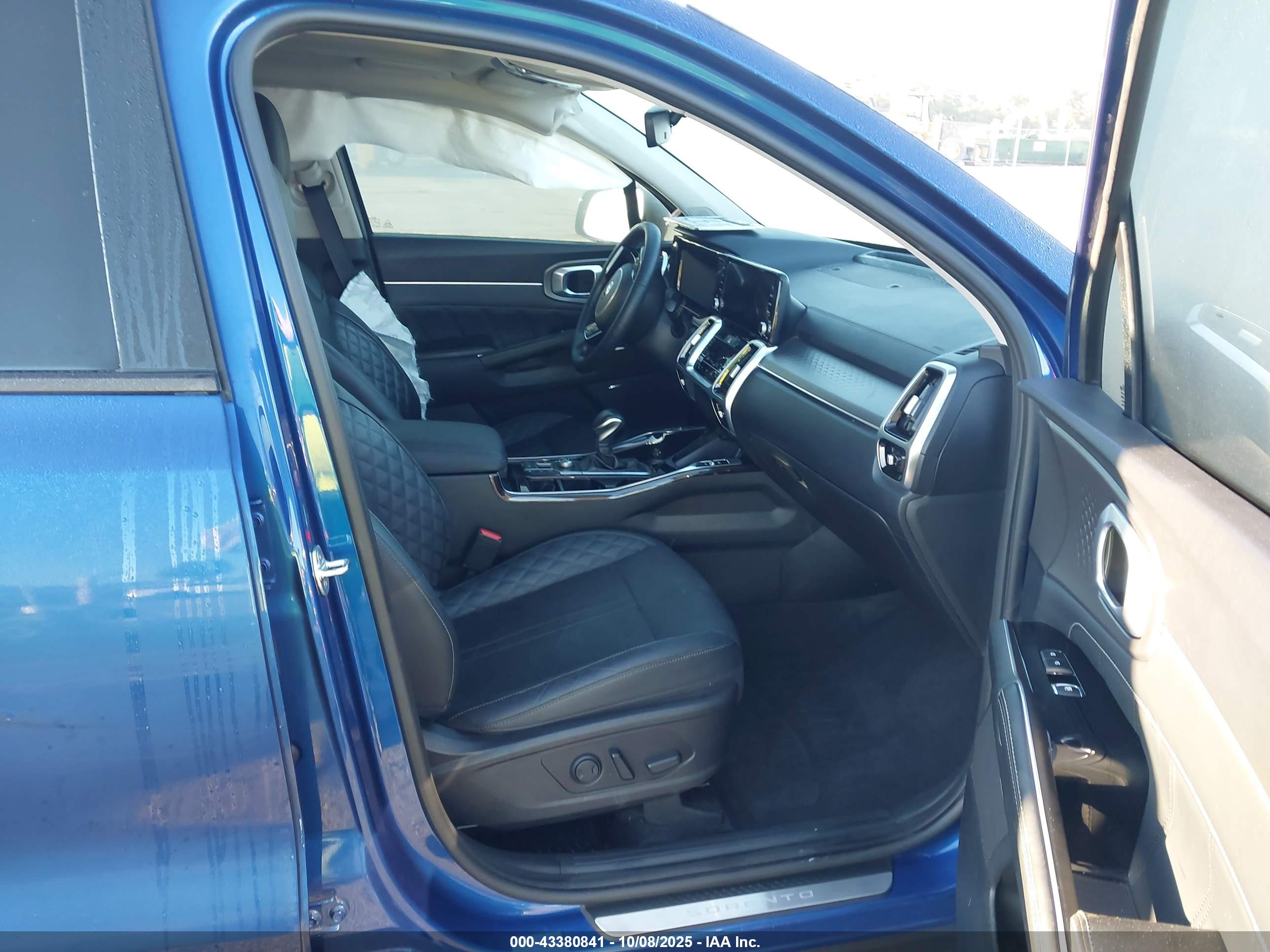 KIA SORENTO image 5
