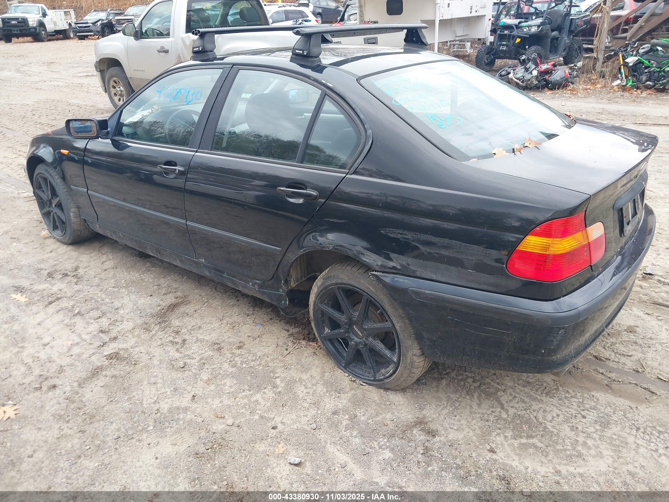 BMW 325XI image 3