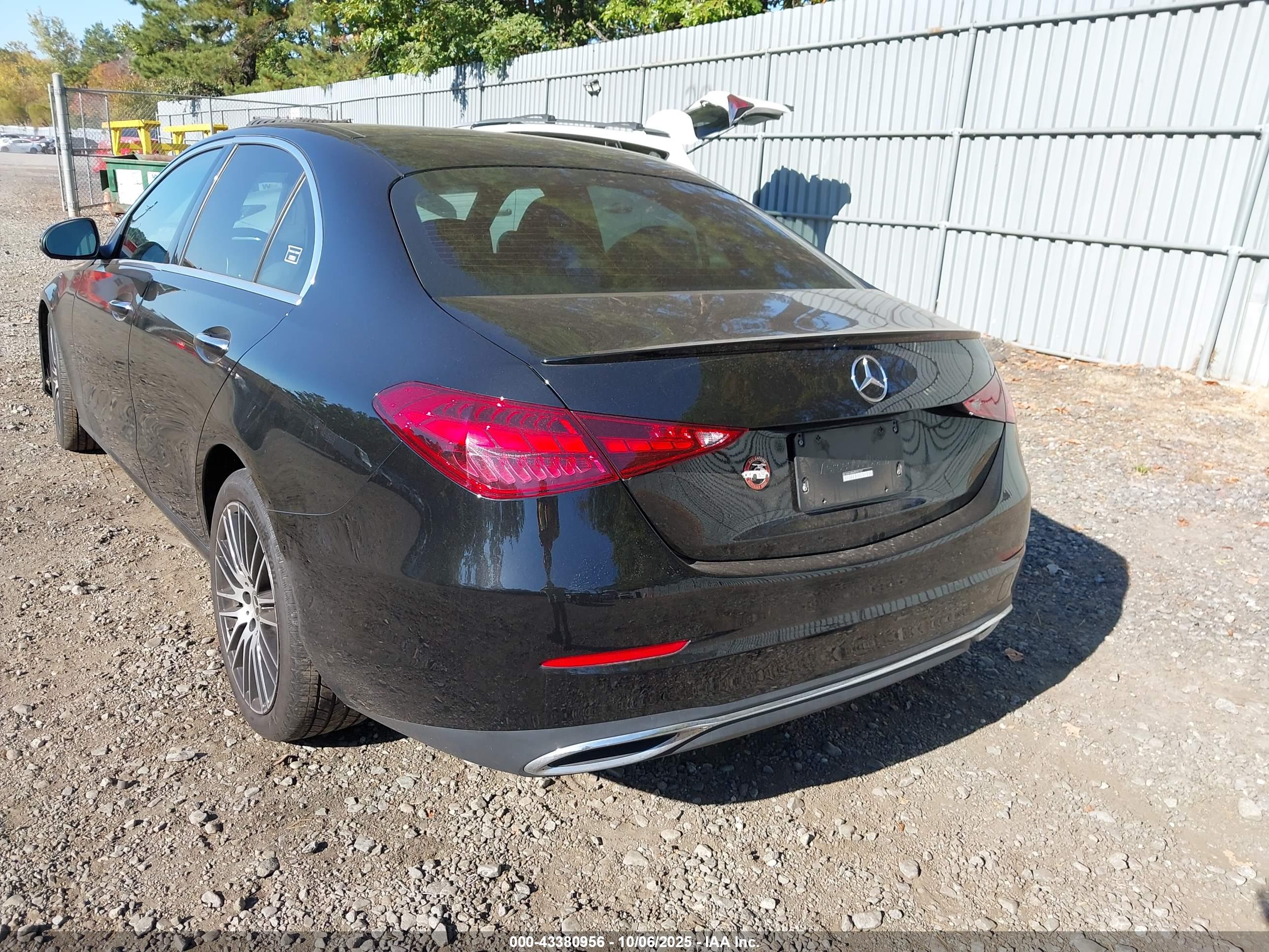 MERCEDES-BENZ C image 3