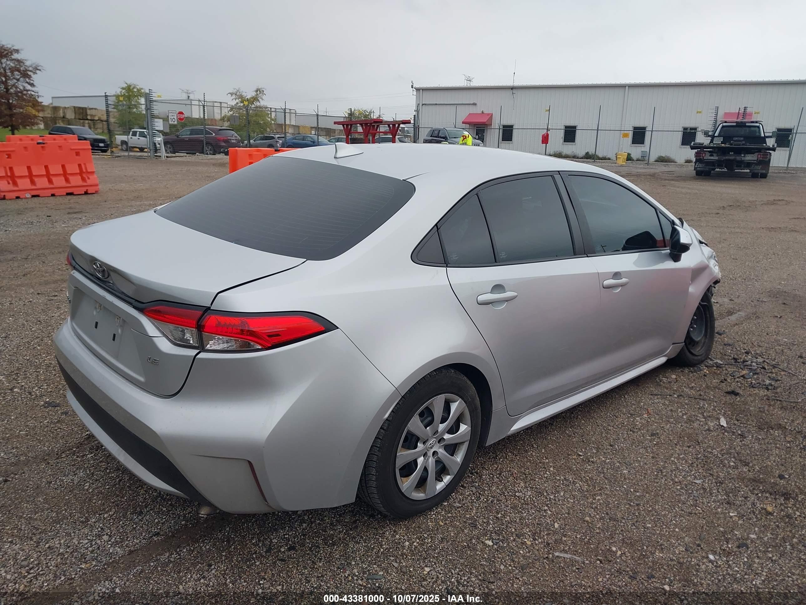 TOYOTA COROLLA image 4