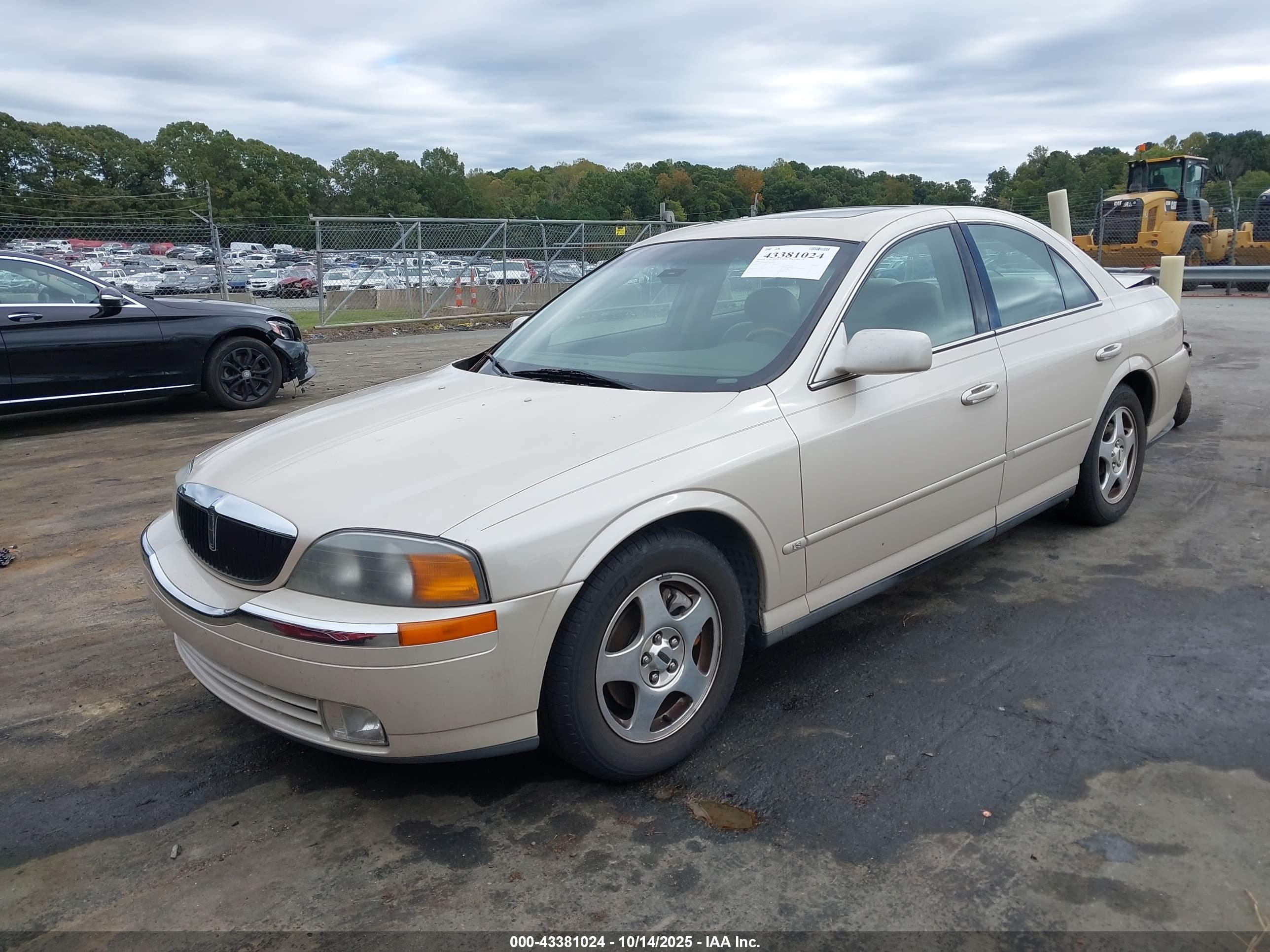 LINCOLN LS image 2