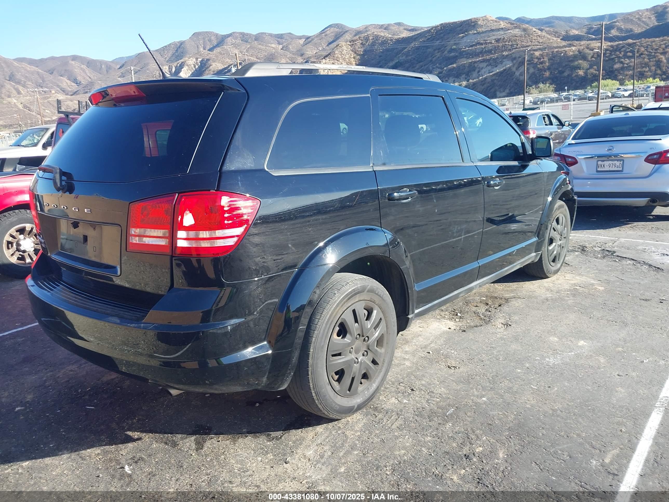 DODGE JOURNEY image 4