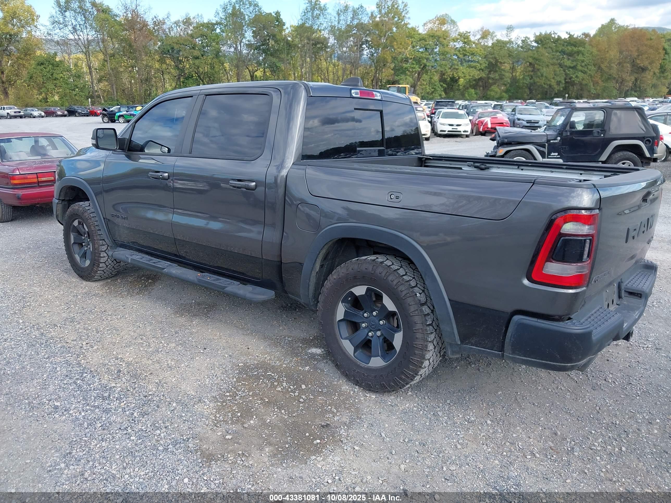 RAM 1500 image 3