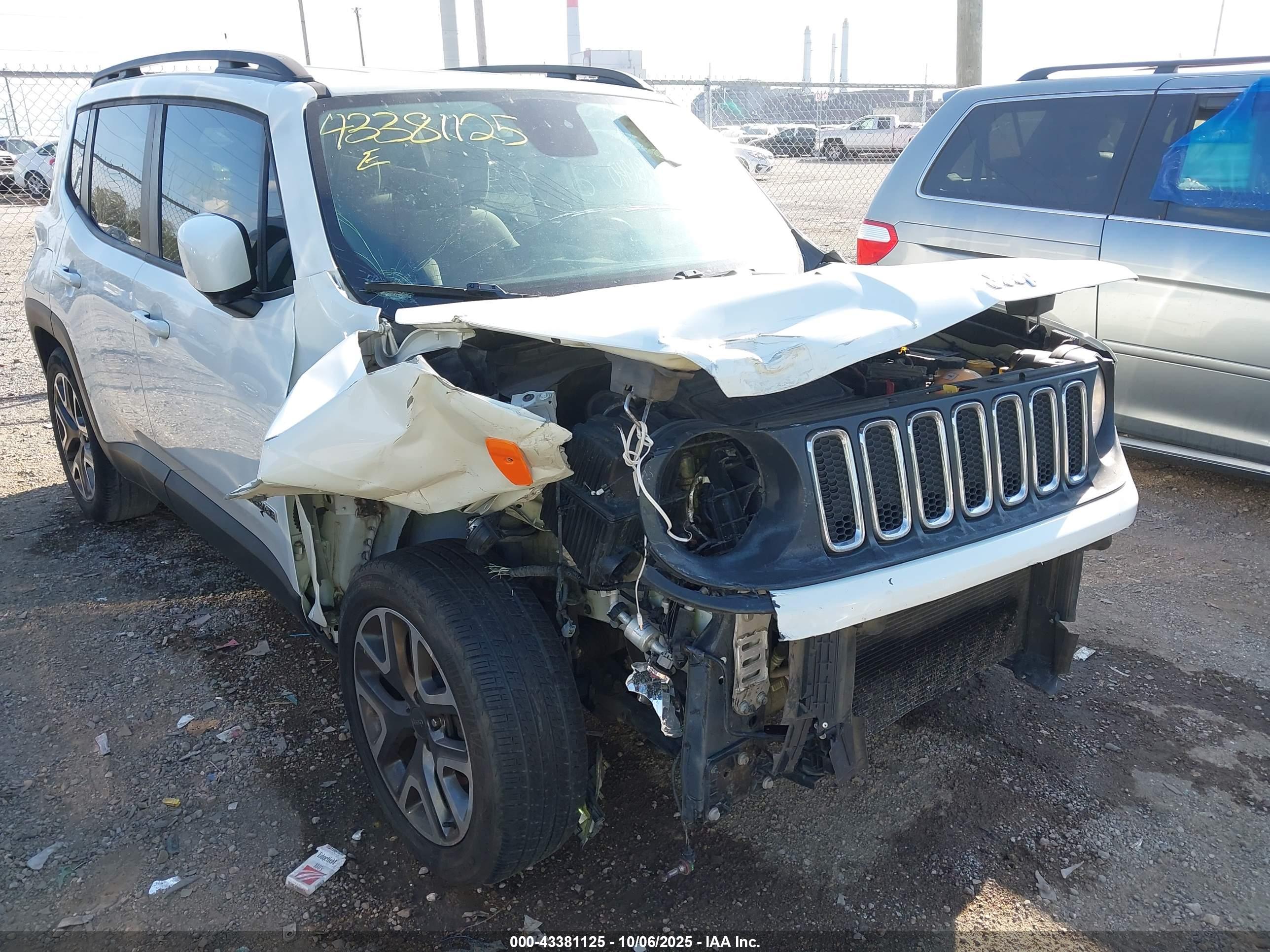 JEEP RENEGADE image 6