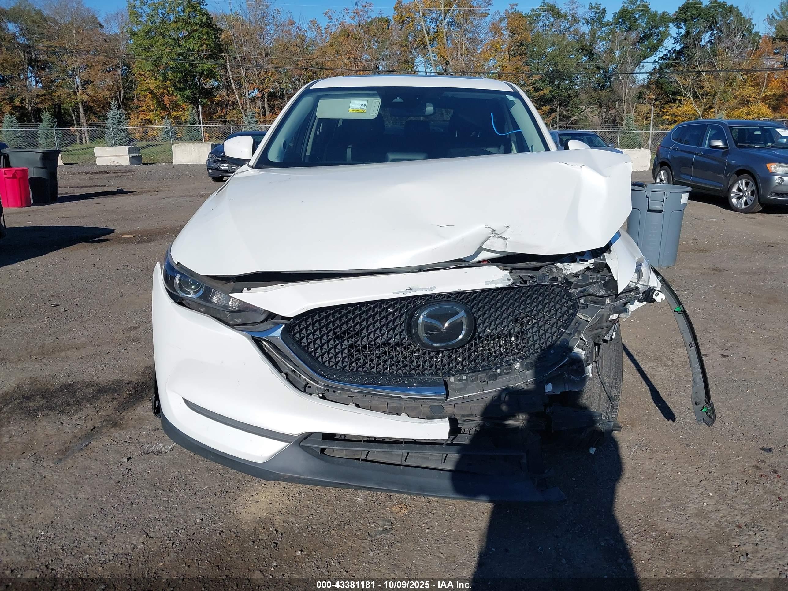 MAZDA CX-5 image 6