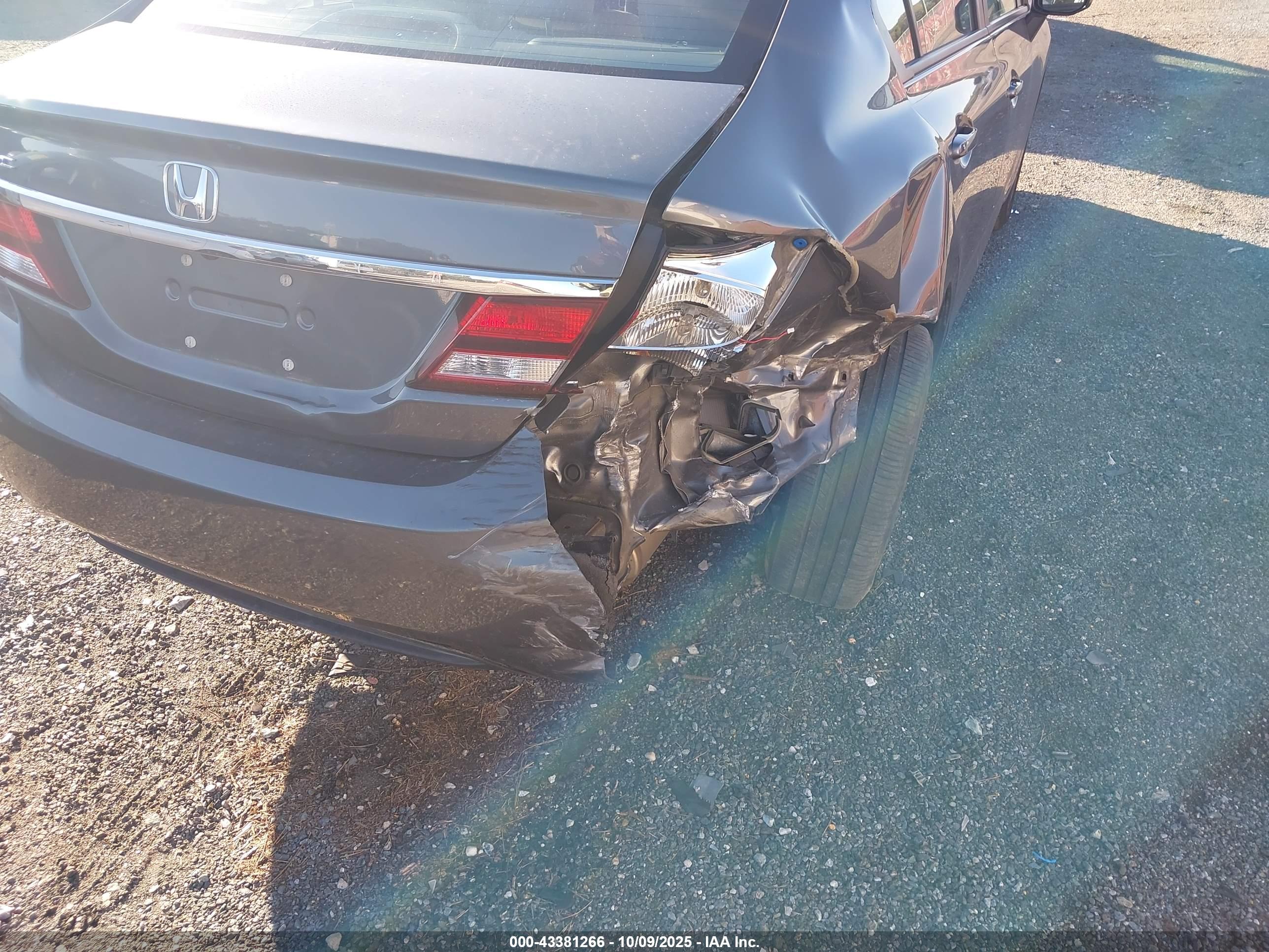HONDA CIVIC image 6