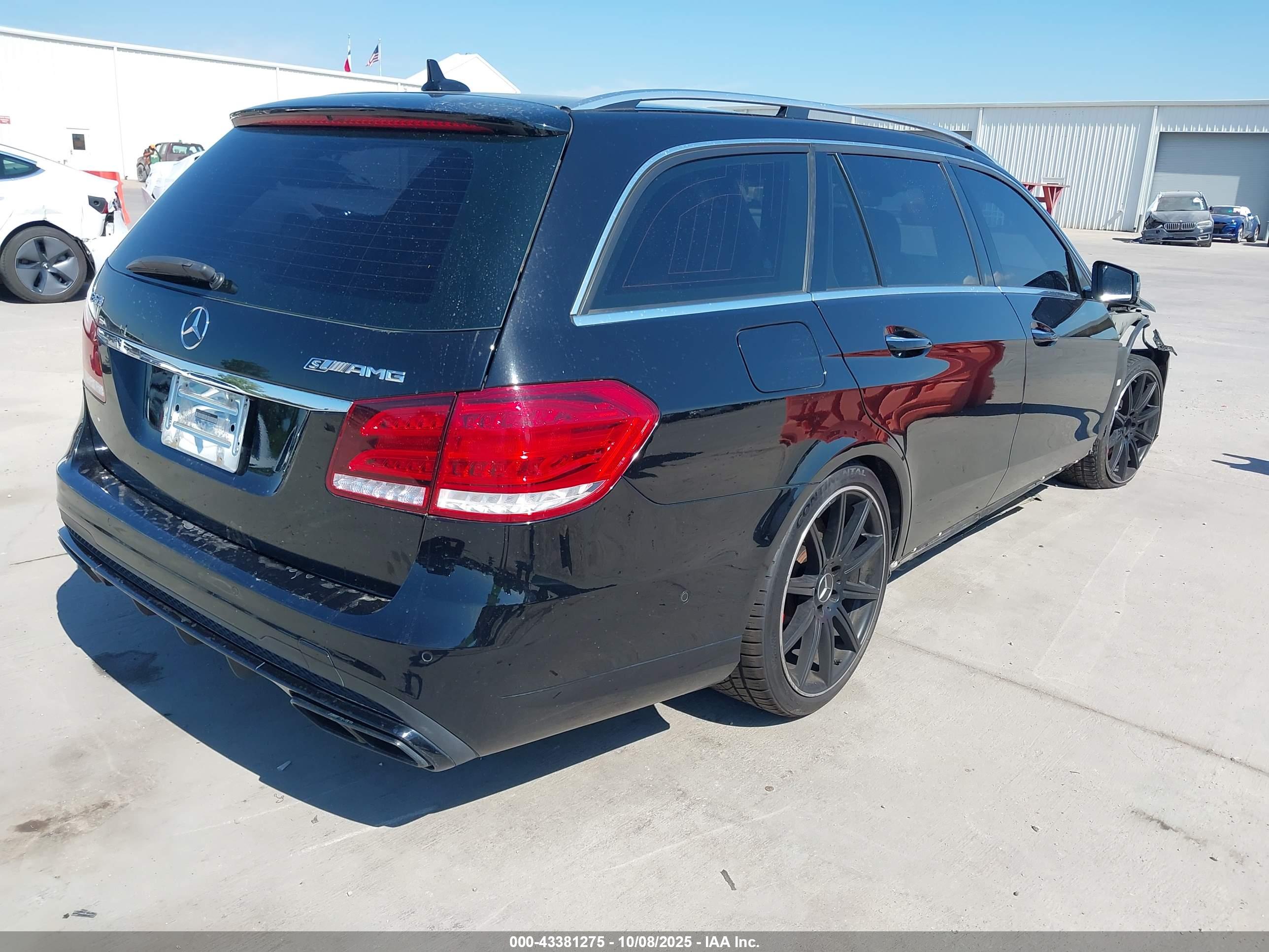 MERCEDES-BENZ E image 4