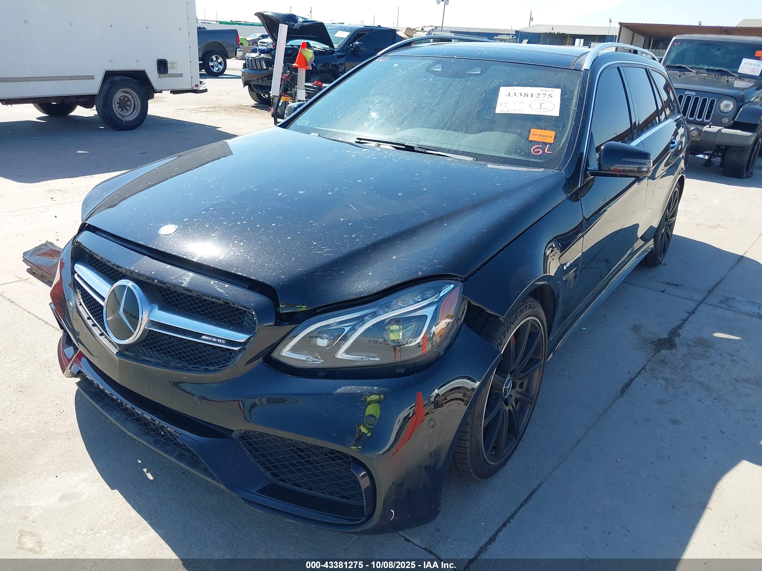 MERCEDES-BENZ E image 6