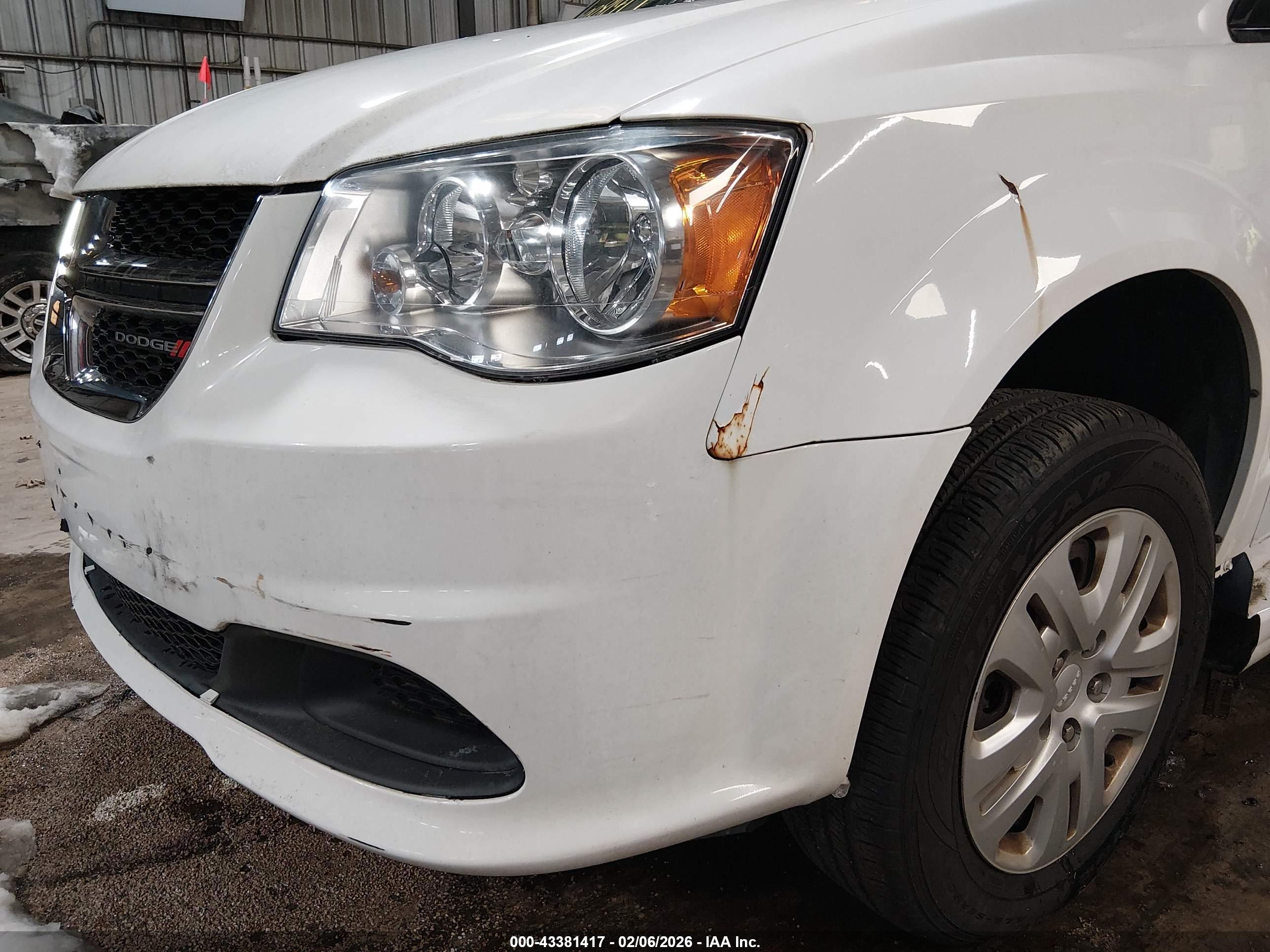 DODGE GRAND image 6