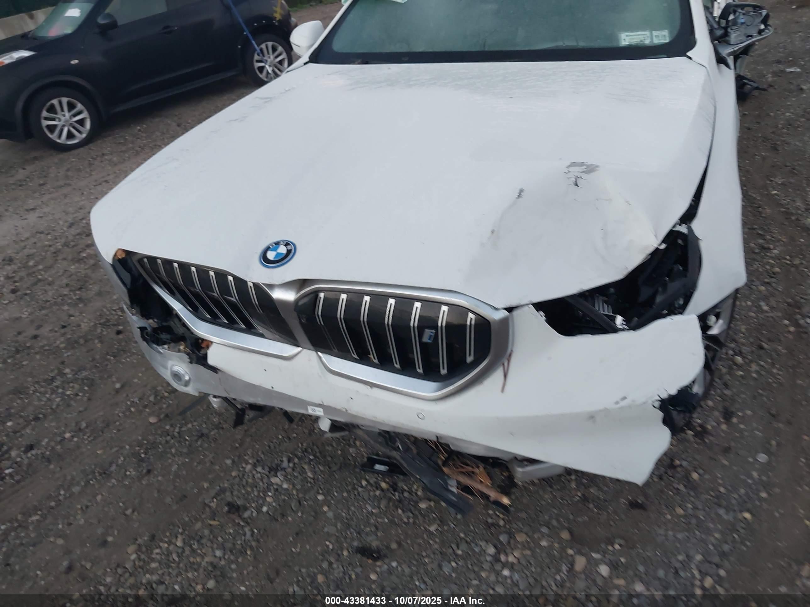 BMW I5 image 6