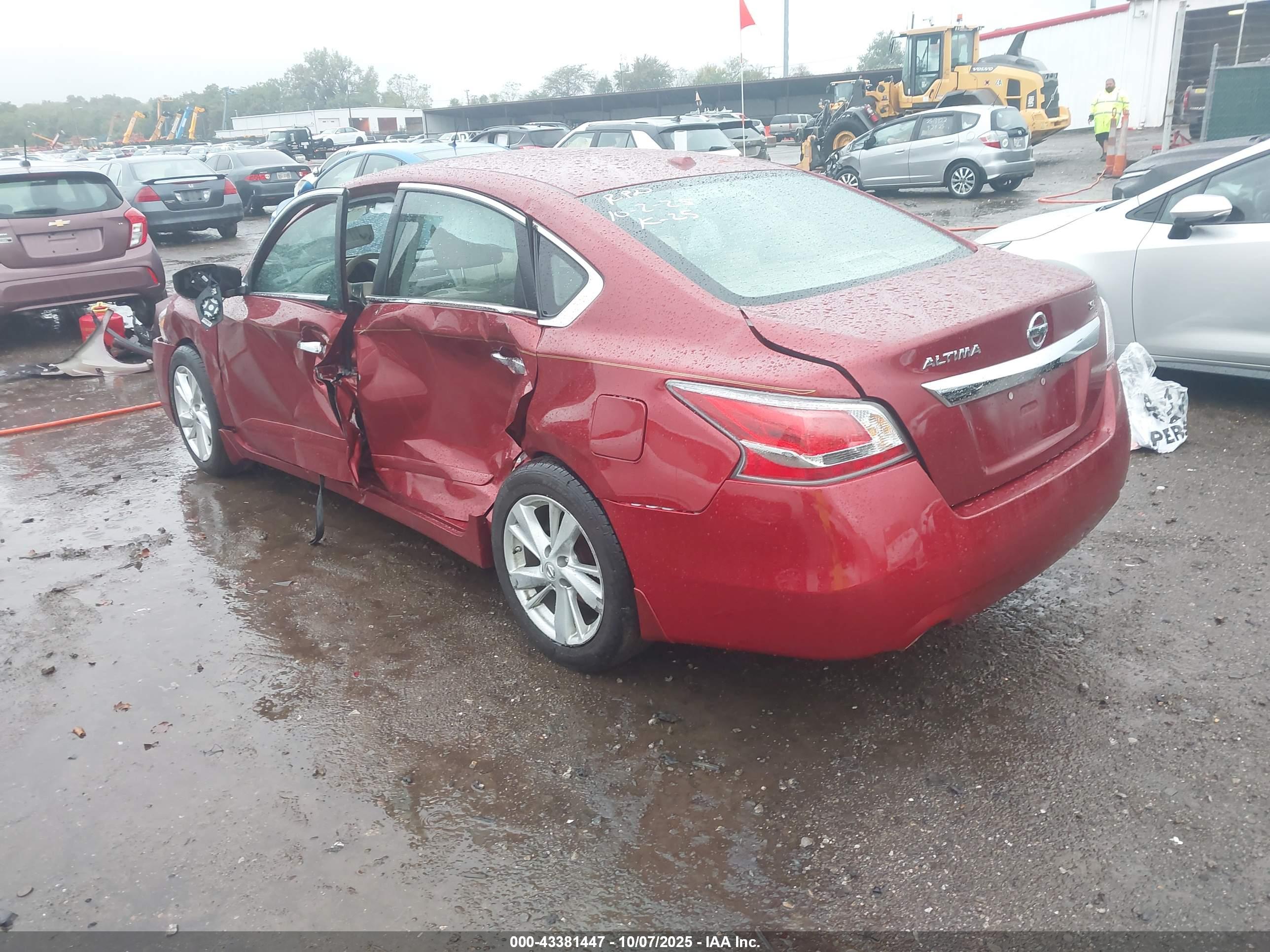 NISSAN ALTIMA image 3