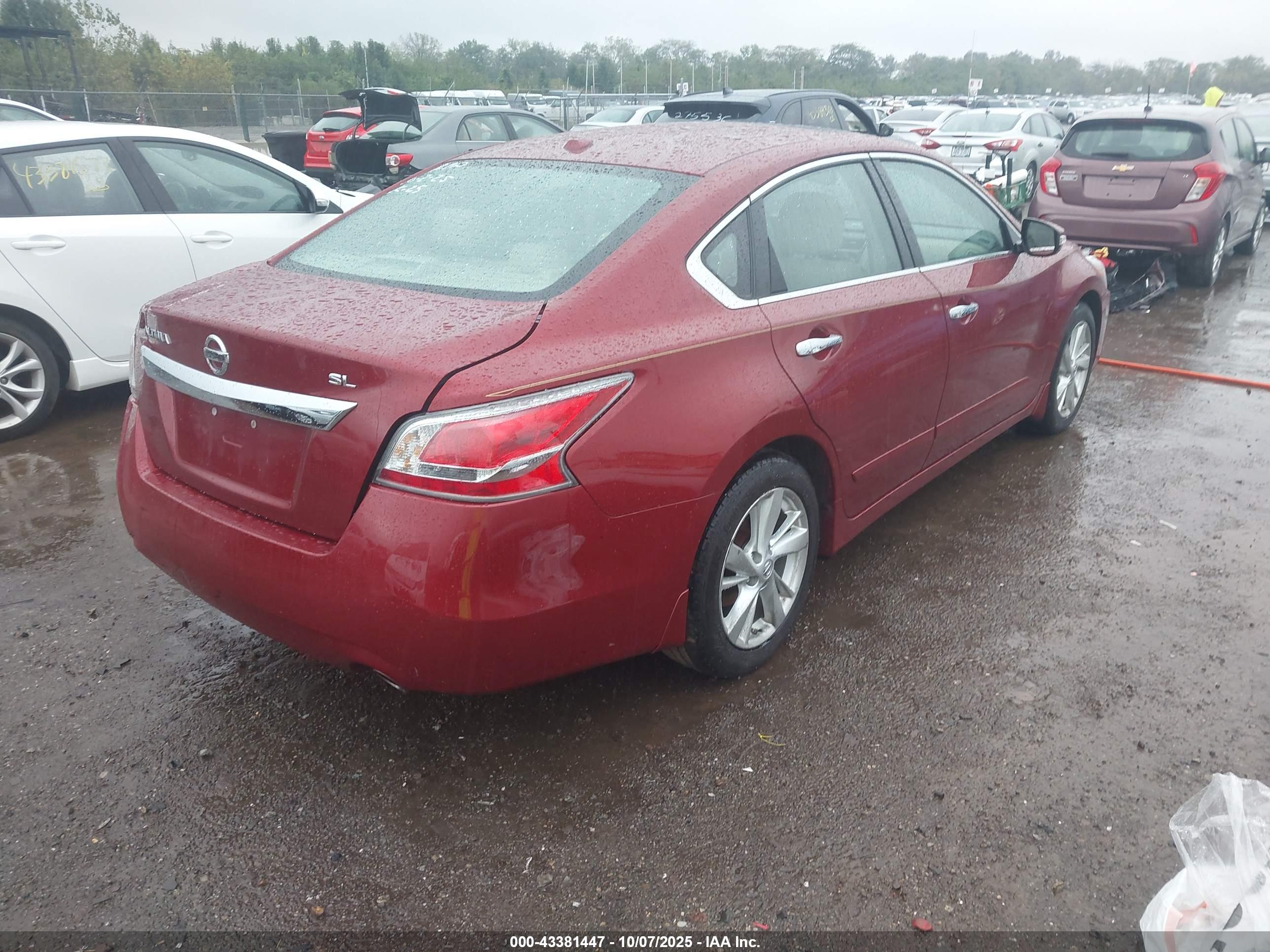 NISSAN ALTIMA image 4