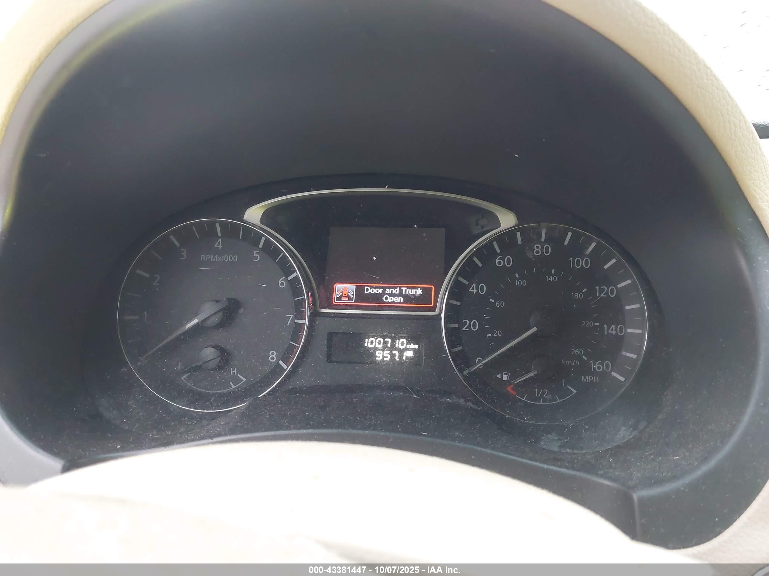 NISSAN ALTIMA image 7