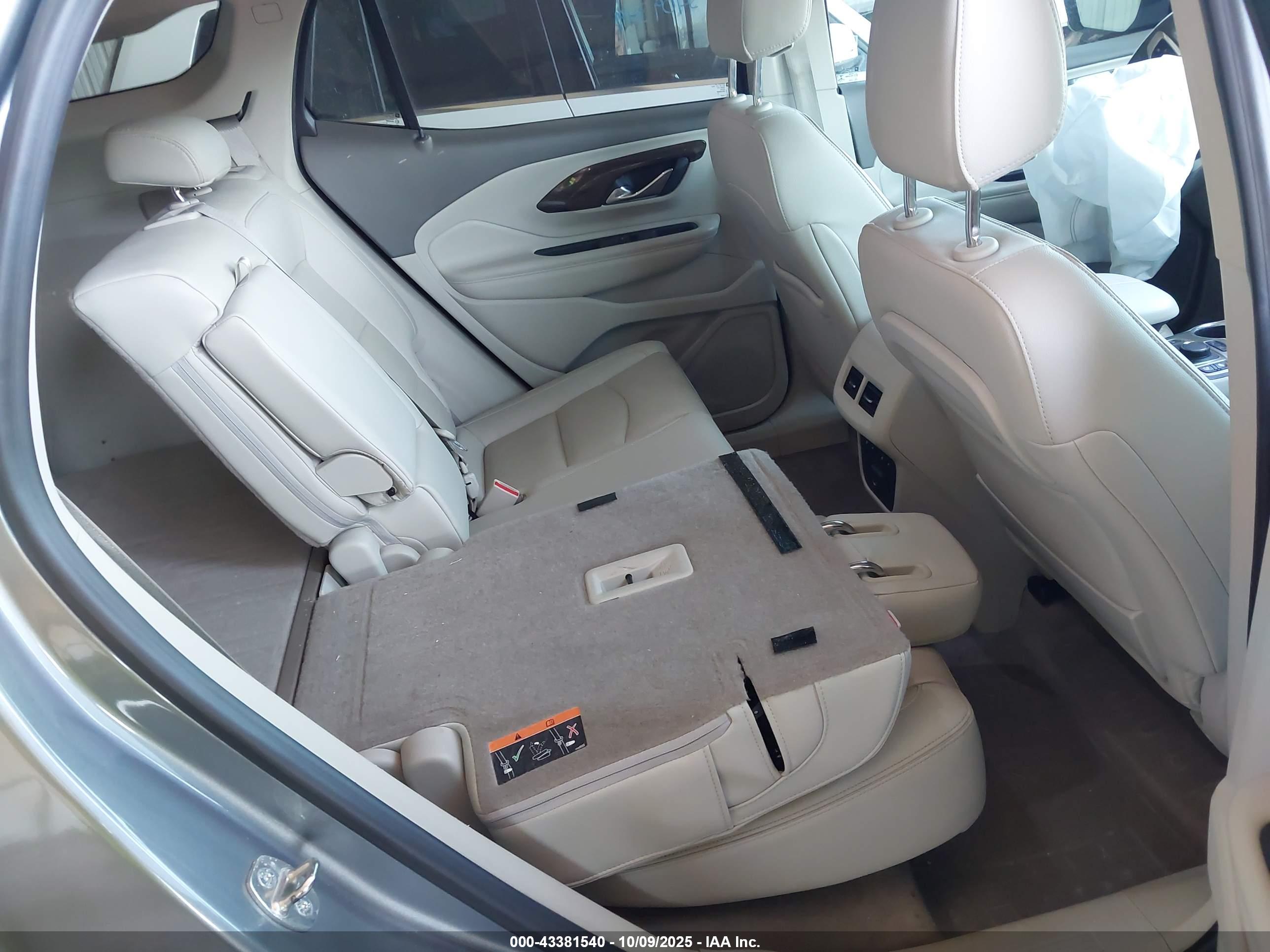 GMC TERRAIN image 8