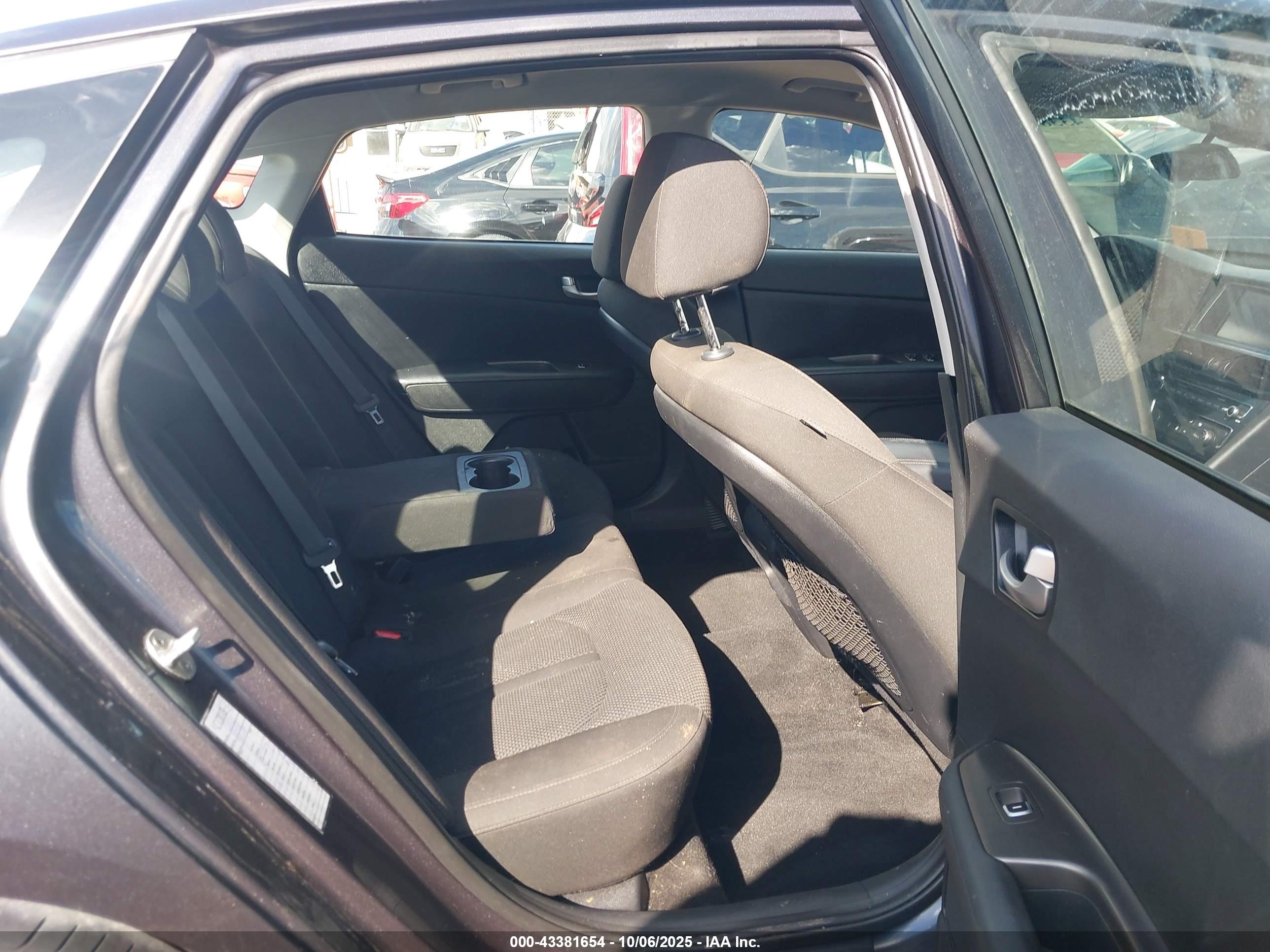 KIA OPTIMA image 8