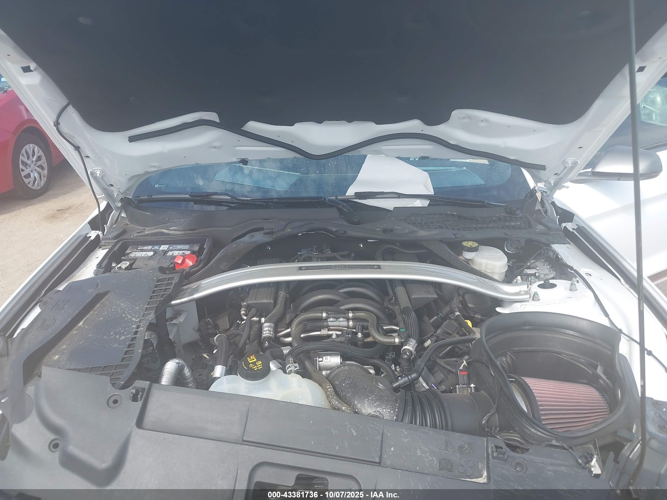 FORD MUSTANG image 10