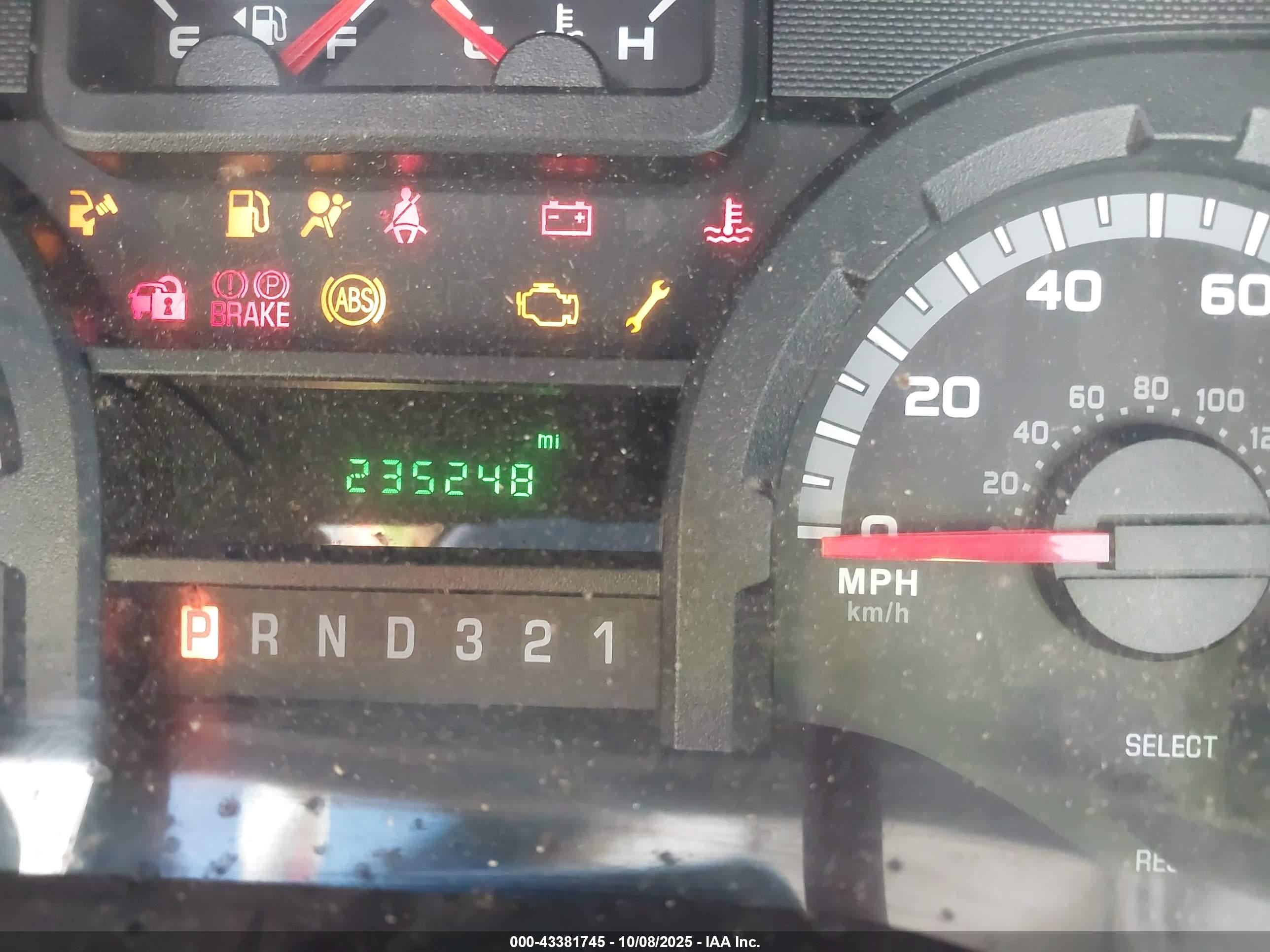 FORD E-350 image 6