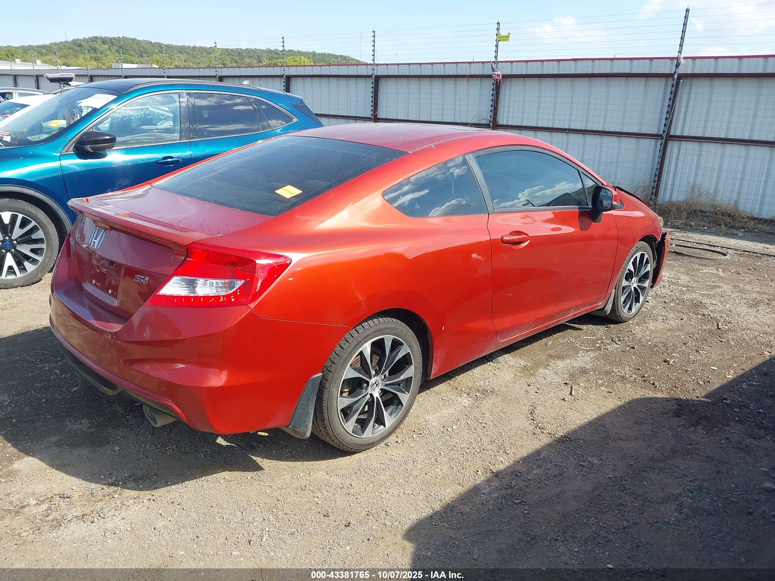 HONDA CIVIC image 4