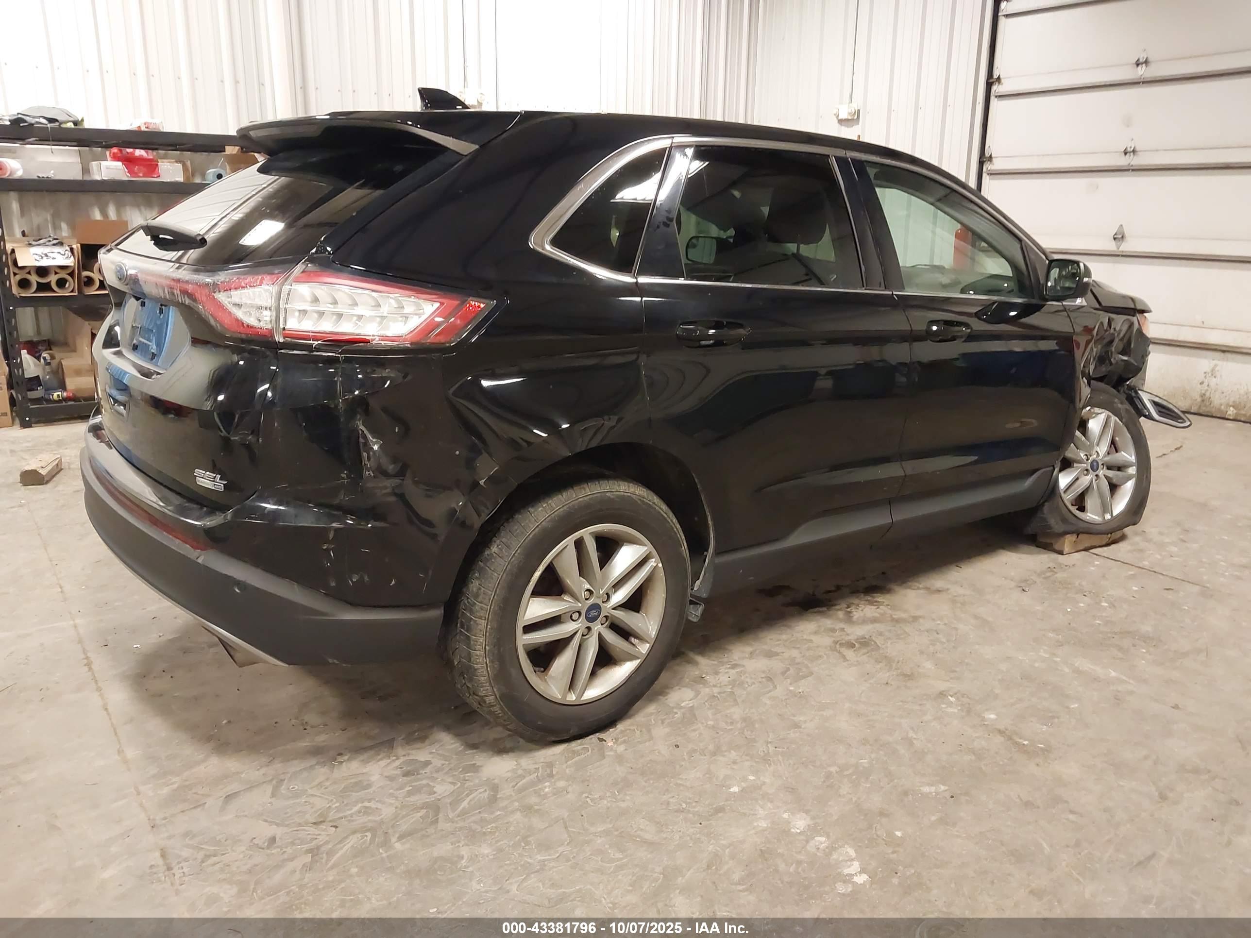 FORD EDGE image 4