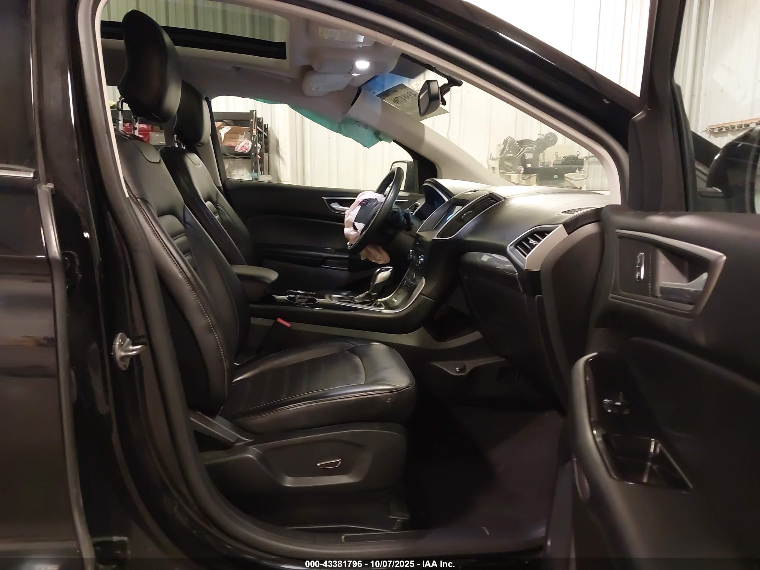 FORD EDGE image 5